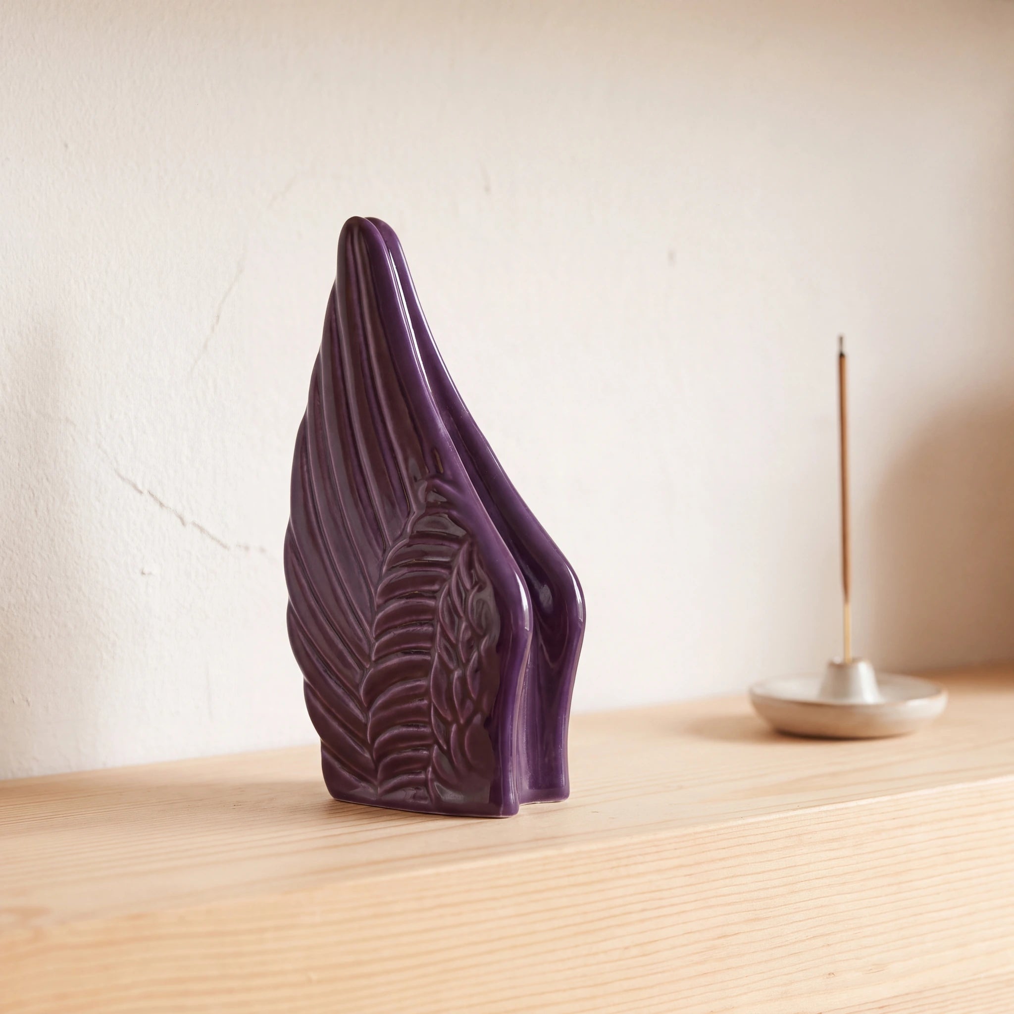 Angel-Wings-Small-Urn-for-Ashes-in-Purple-keepsake_incense
