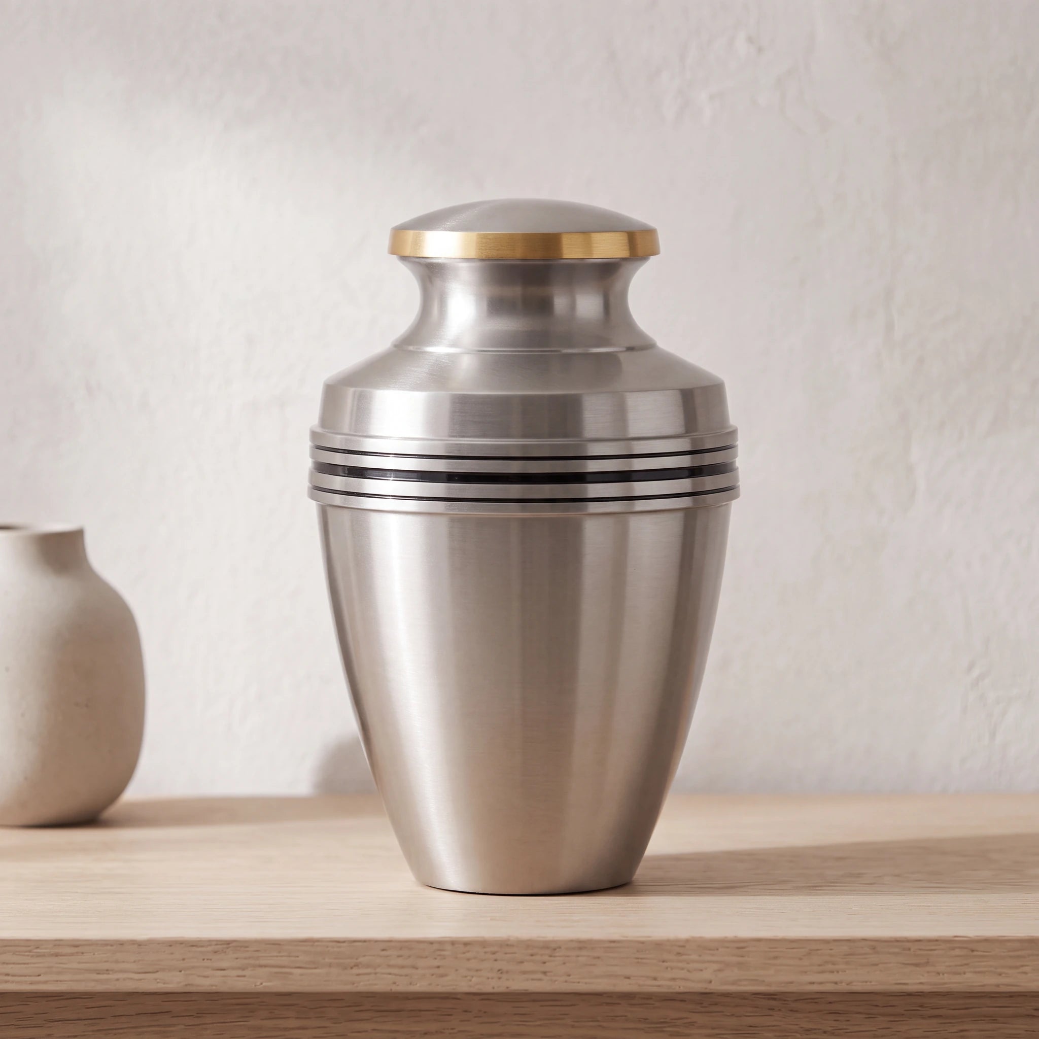 Classic Band Metal Adult Cremation Urn for Ashes in Brushed Silver and Gold