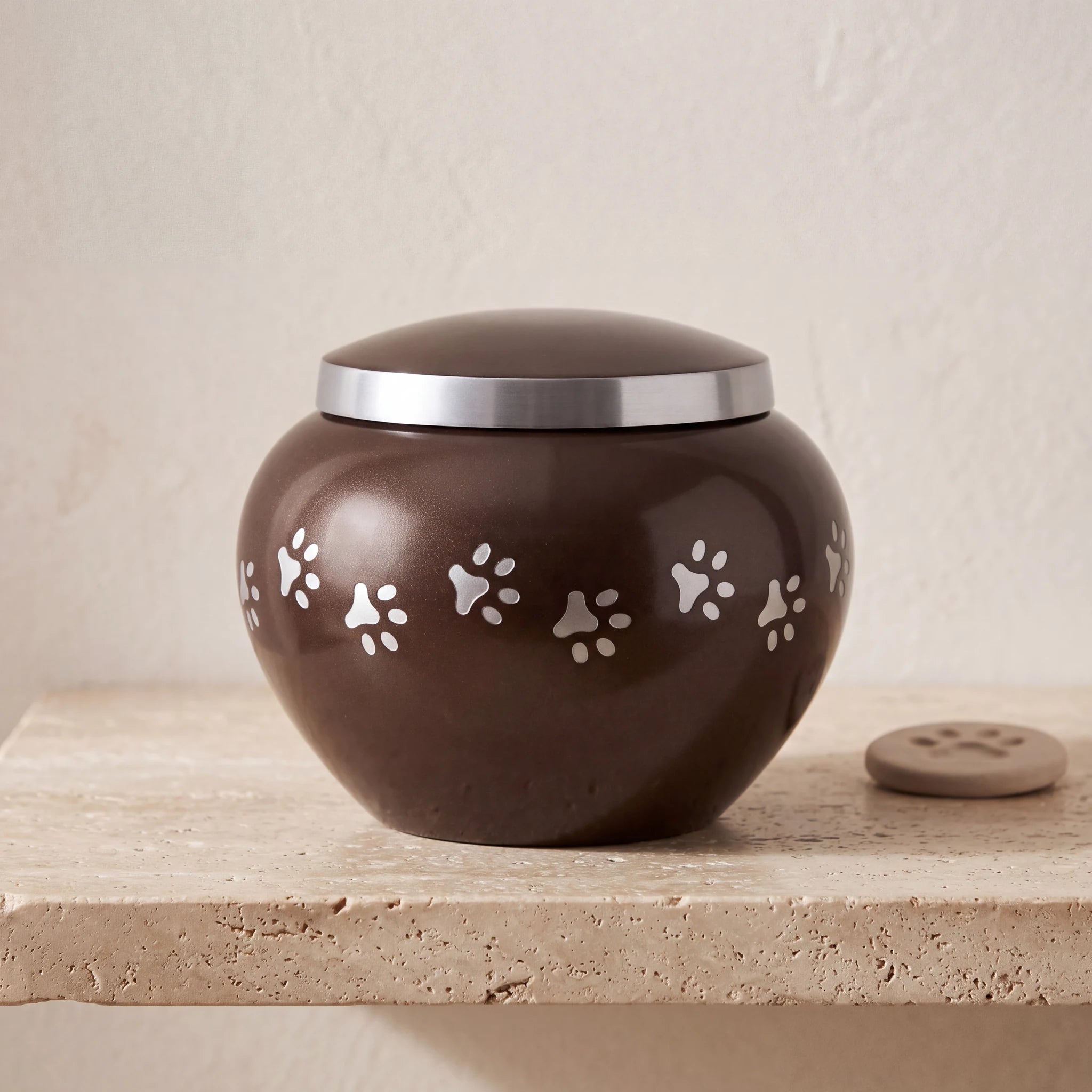 Classic-Pawprints-Pet-Urn-for-Ashes-in-Dark-Brown-Silver-Large-pet_paw_token