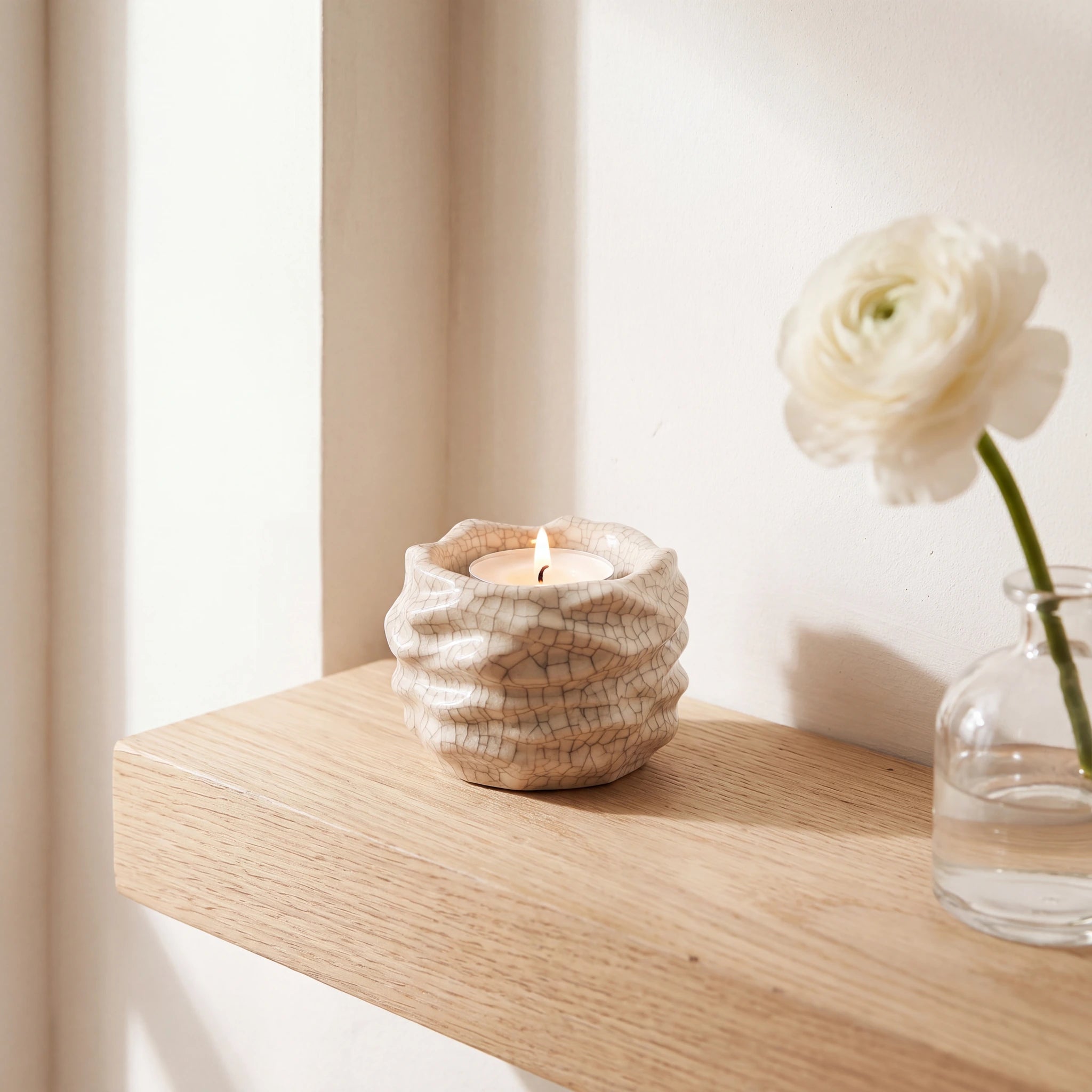 Comfort-Candle-Small-Urn-for-Ashes-in-Light-Sand-keepsake_bud_vase