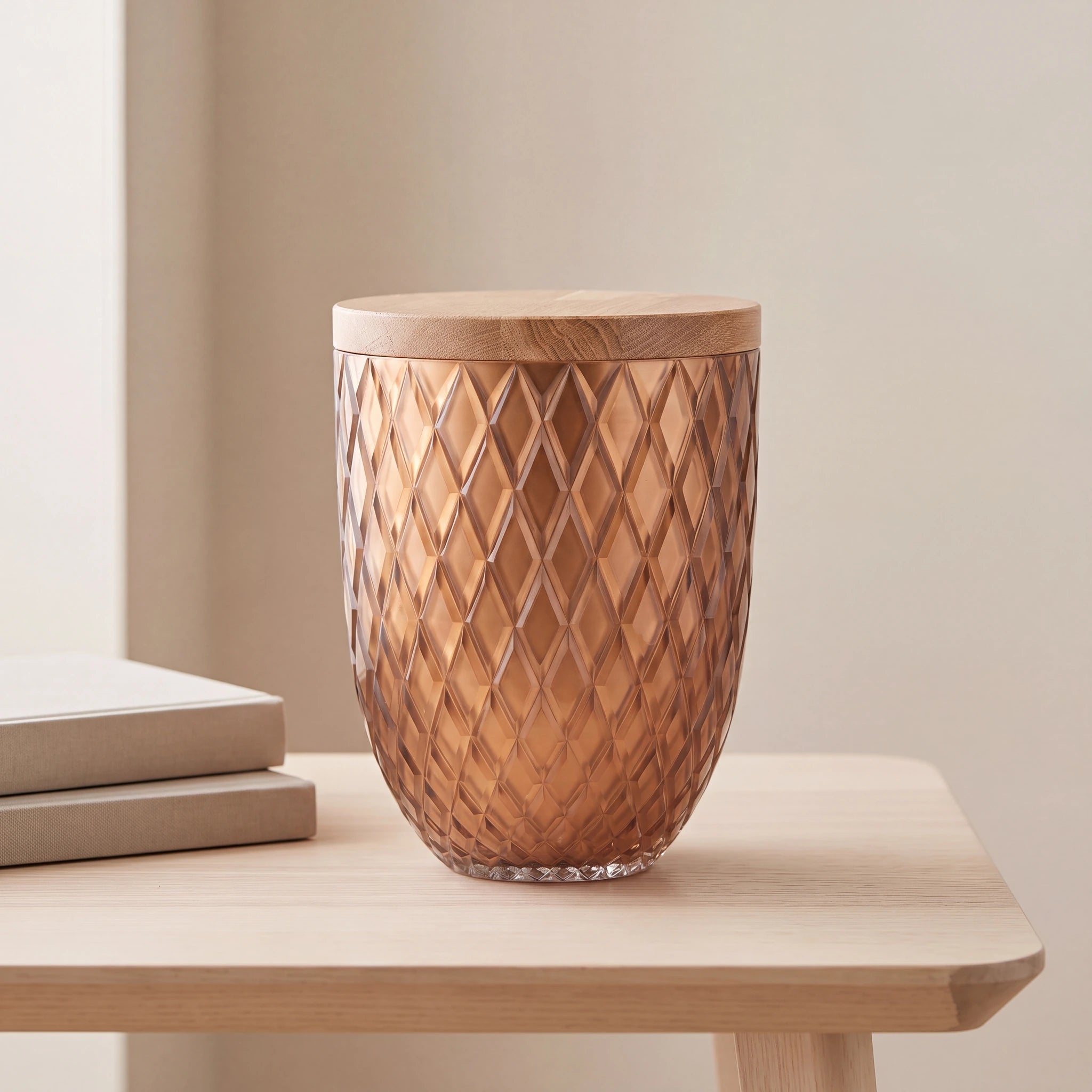 Crystal Adult Cremation Urn for Ashes with Oak Lid in Amber
