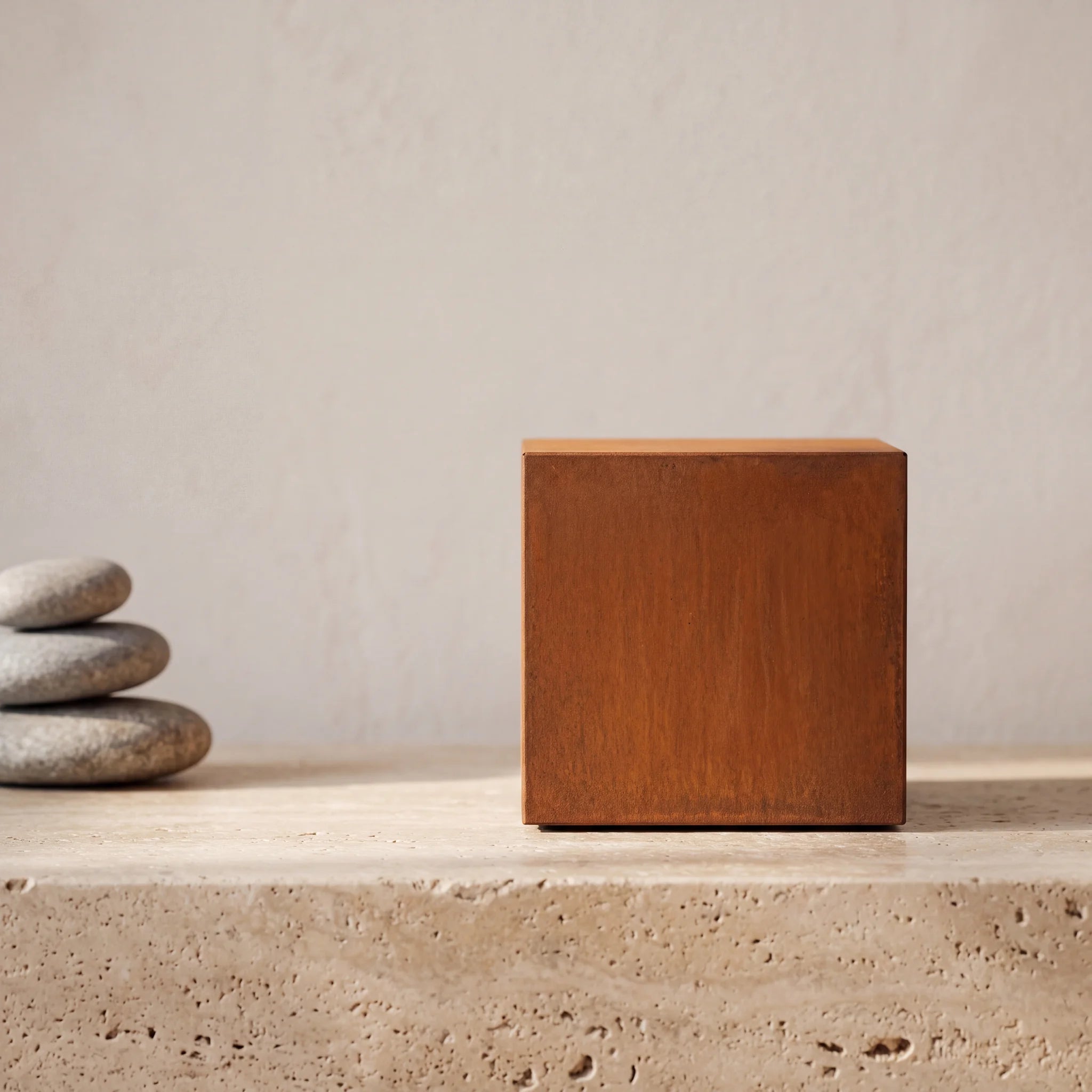 Cube-Extra-Small-Urn-for-Ashes-in-Corten-Steel-keepsake_pebbles
