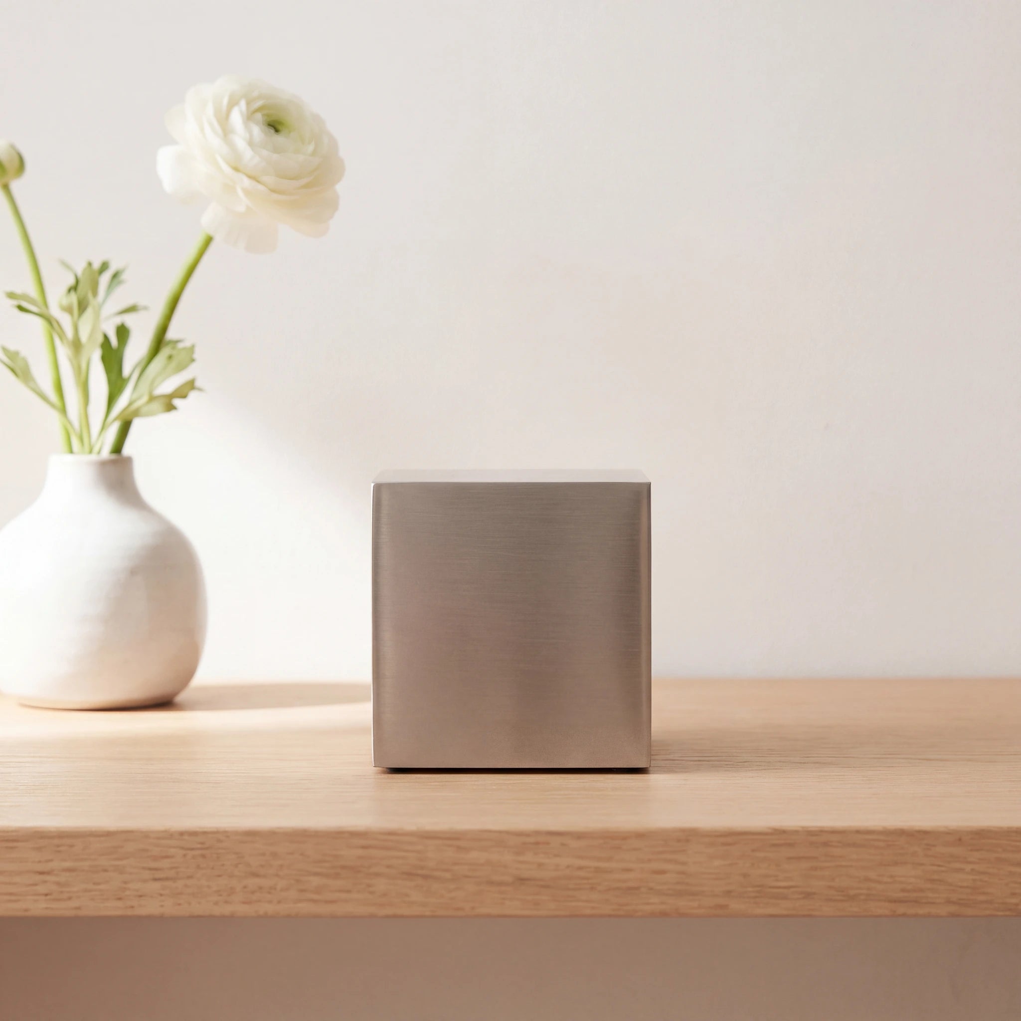 Cube-Small-Urn-for-Ashes-in-Stainless-Steel-keepsake_bud_vase