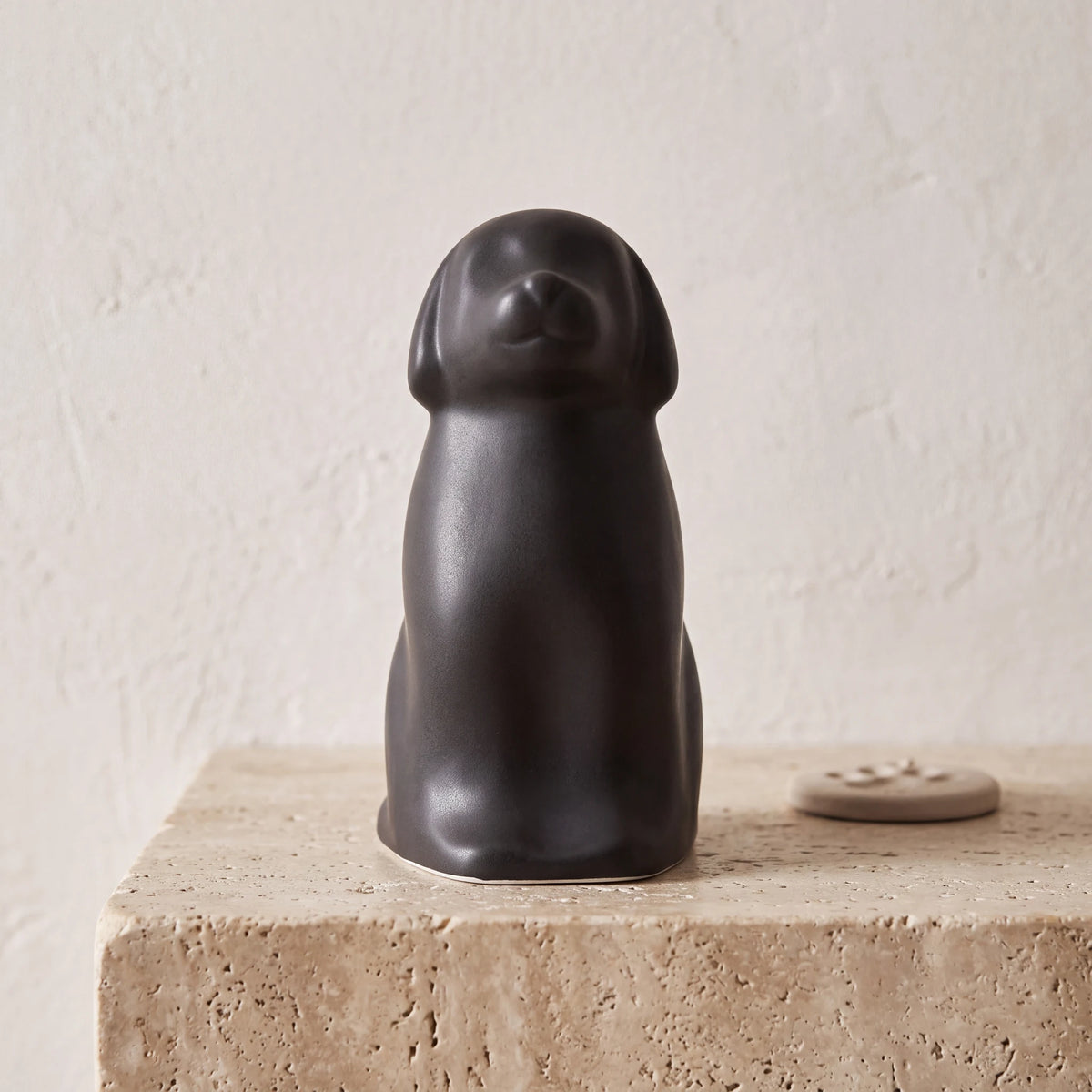 Cuddle-Dog-Urn-for-Ashes-in-Matte-Grey-pet_paw_token