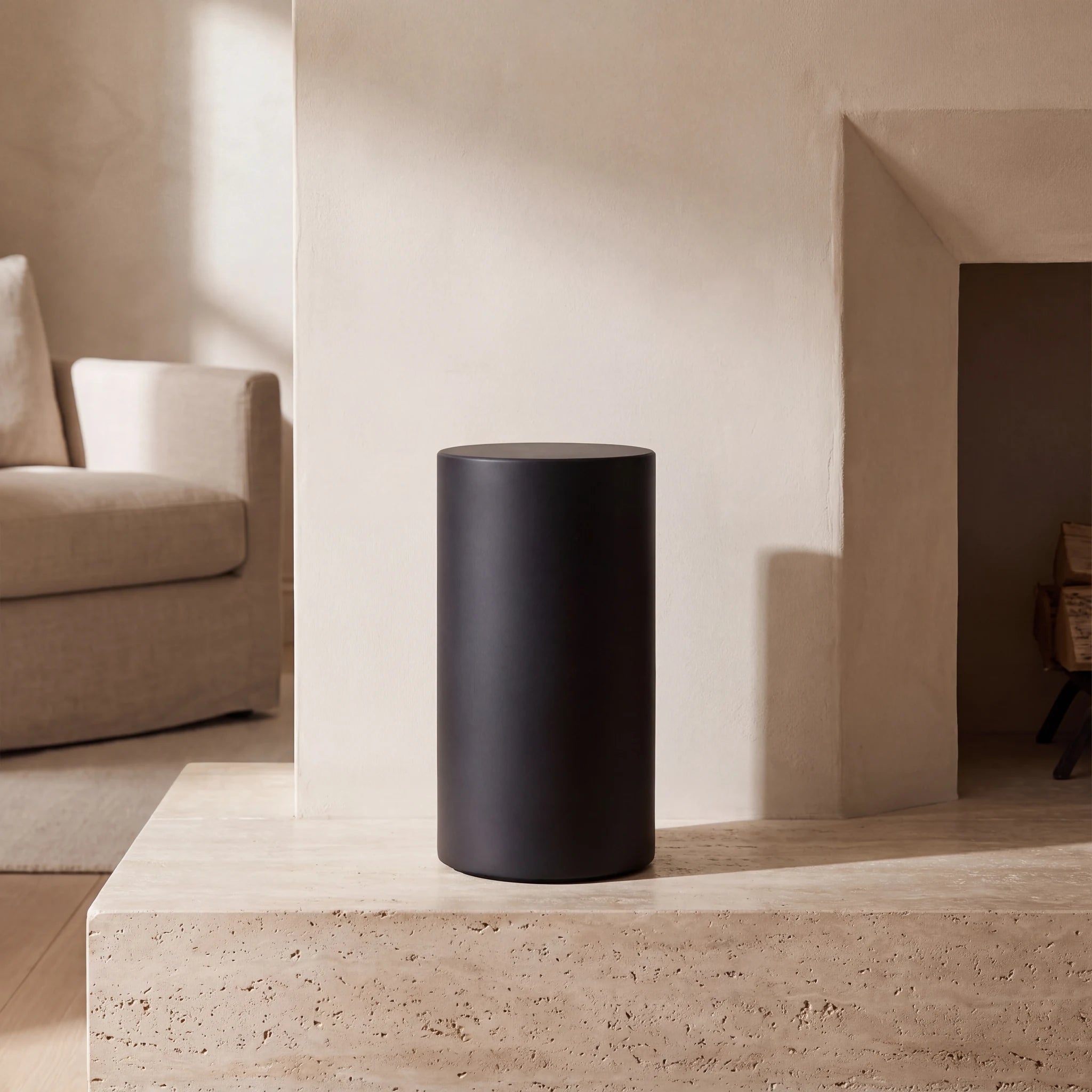 Cylinder-Large-Urn-for-Ashes-in-Matte-Black-Stainless-Steel-amto_hearth