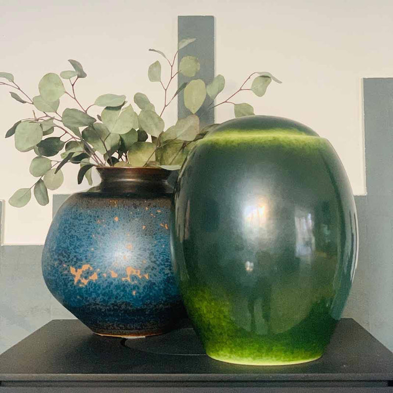 Deep Green Modern Adult Cremation Urn for Ashes