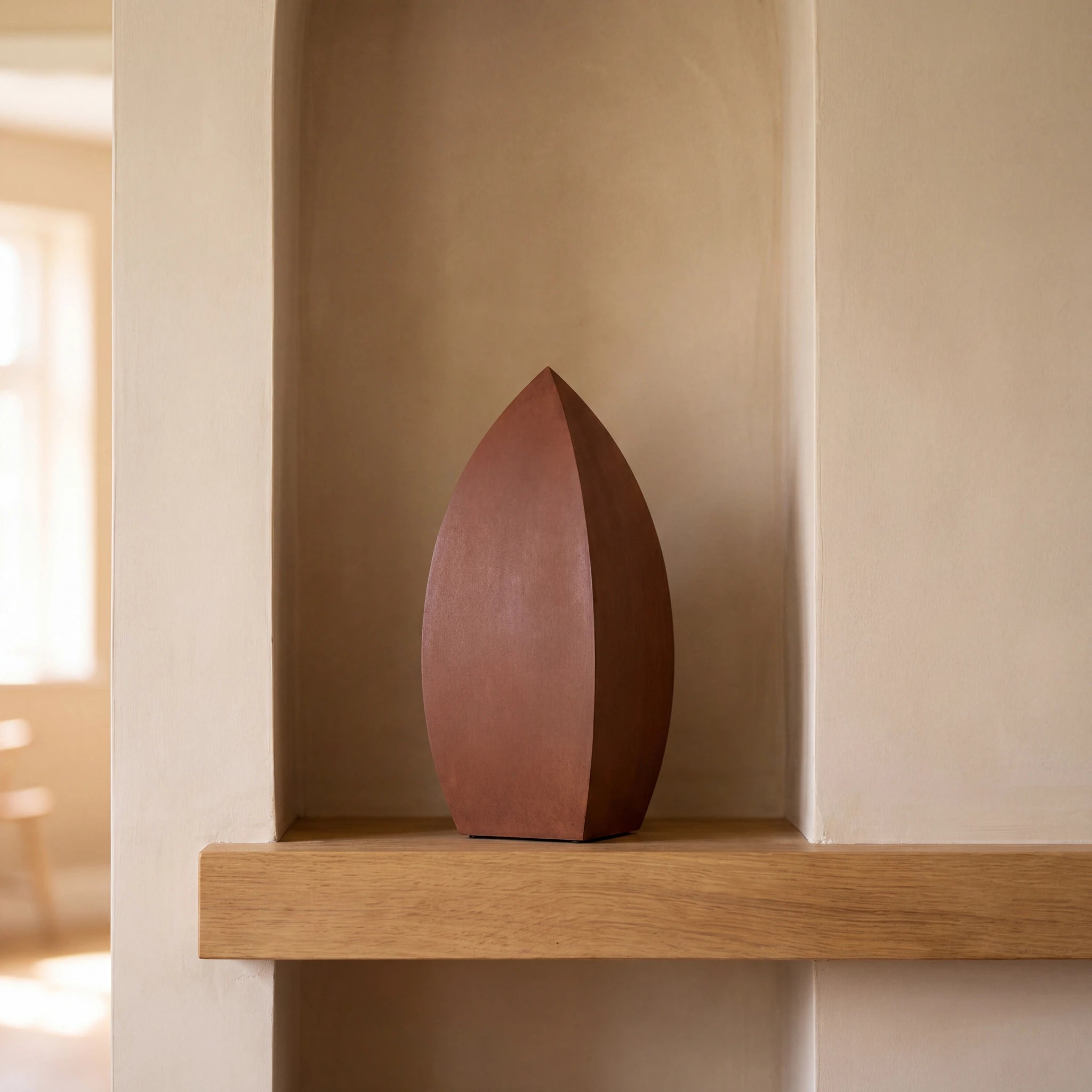Drop-Adult-Cremation-Urn-for-Ashes-in-Corten-Steel-amto_alcove