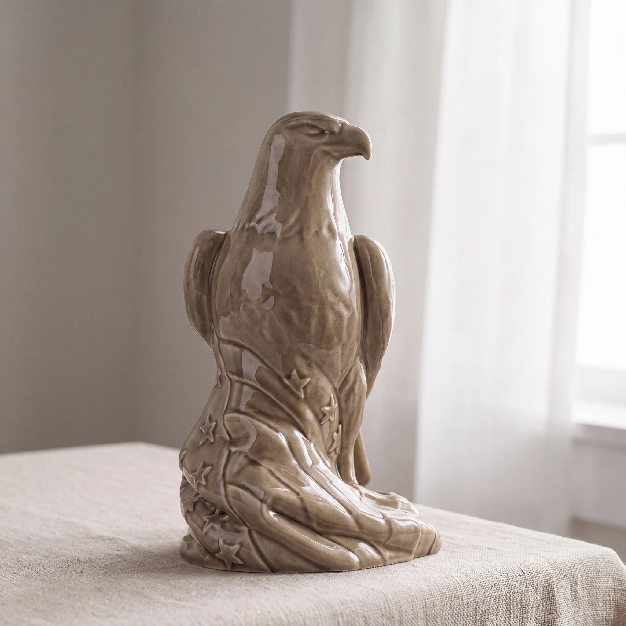 Eagle Adult Cremation Urn for Ashes in Dark Beige