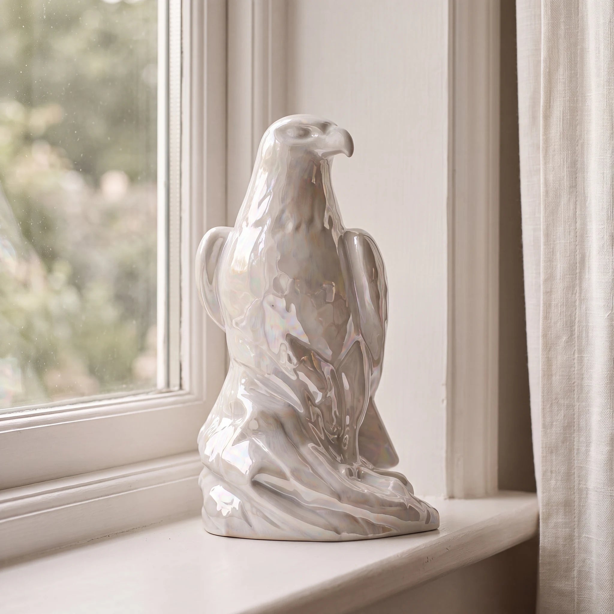 Eagle Adult Cremation Urn for Ashes in Pearlescent White