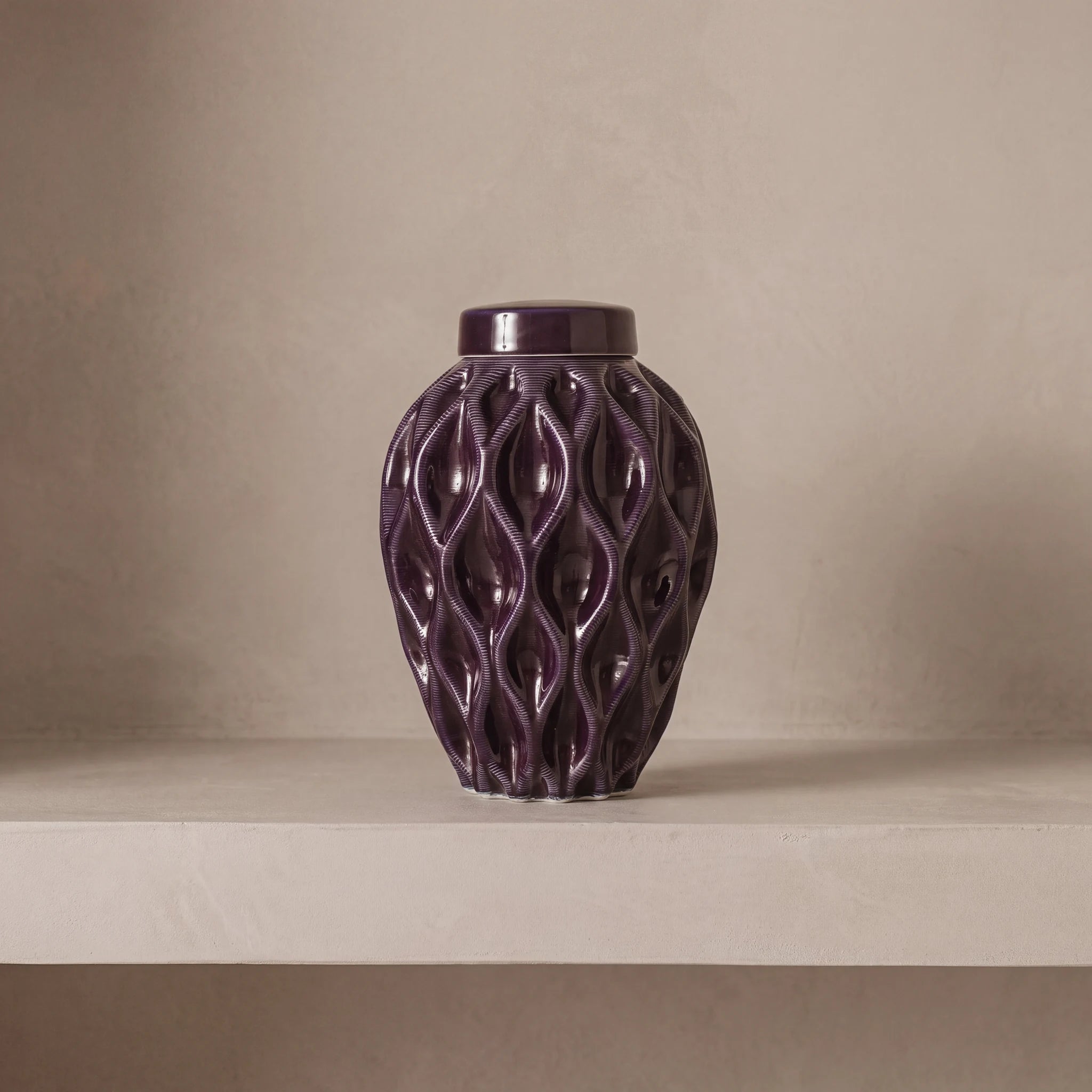 Echo Adult Cremation Urn for Ashes in Violet