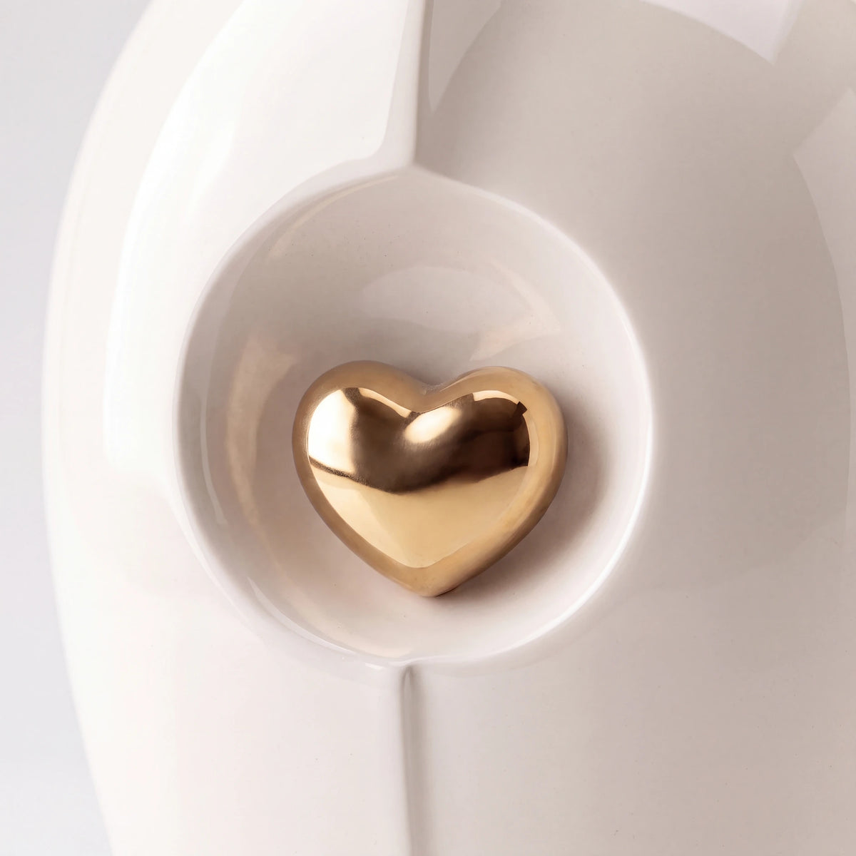 Enduring Heart Adult Cremation Urn for Ashes in Ivory and Gold