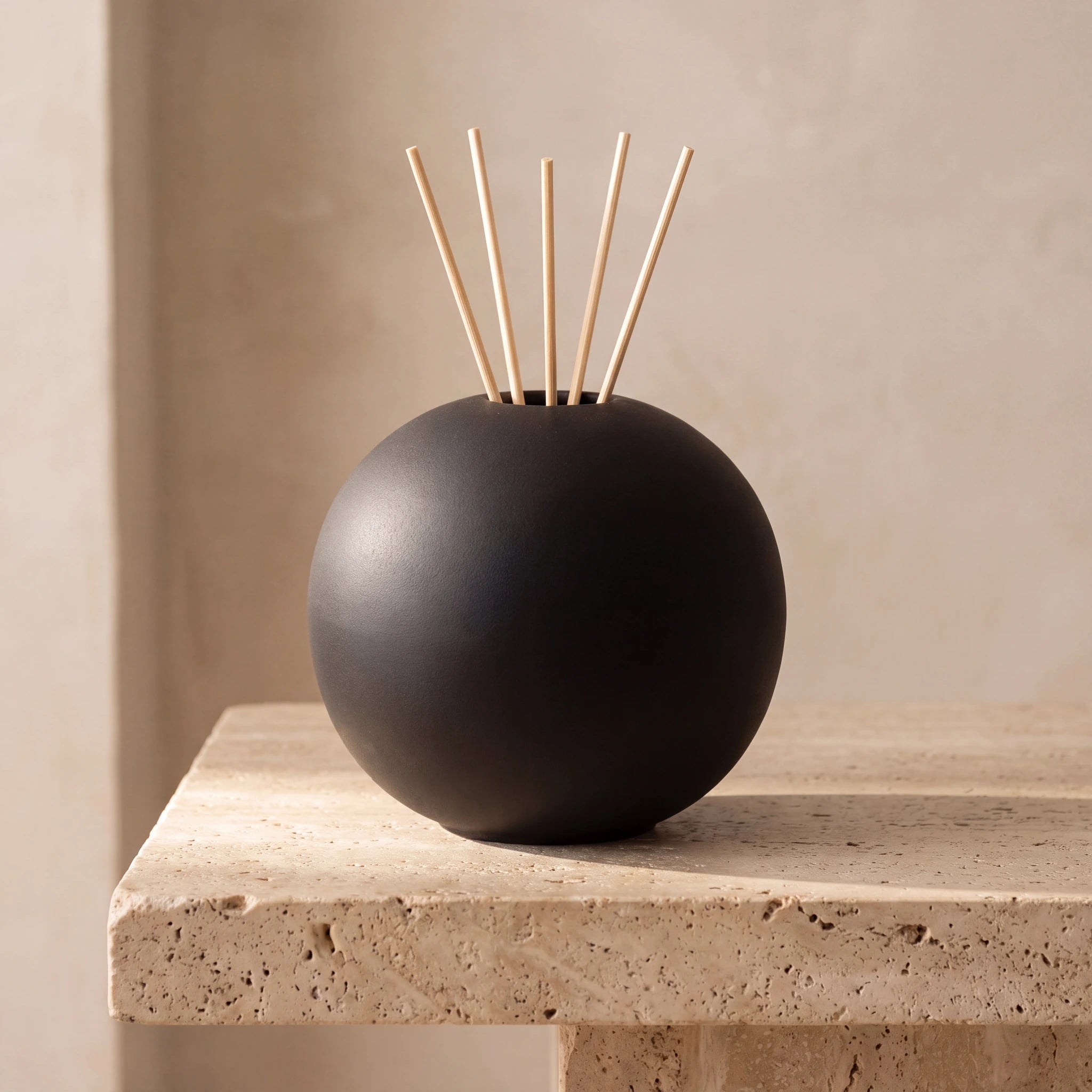 Essence of Life Scented Adult Urn for Ashes in Black