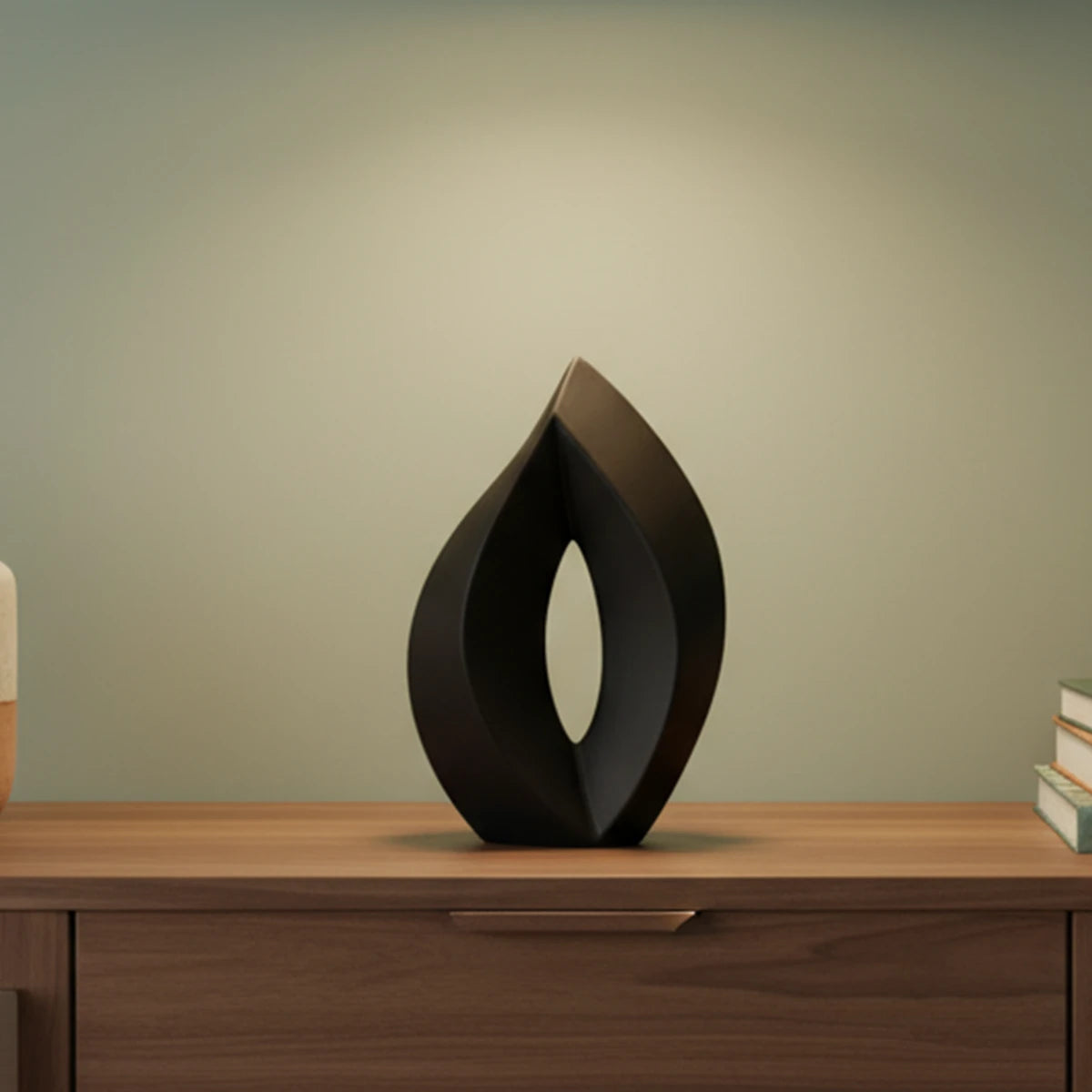 Flame Small Urn for Ashes in Black