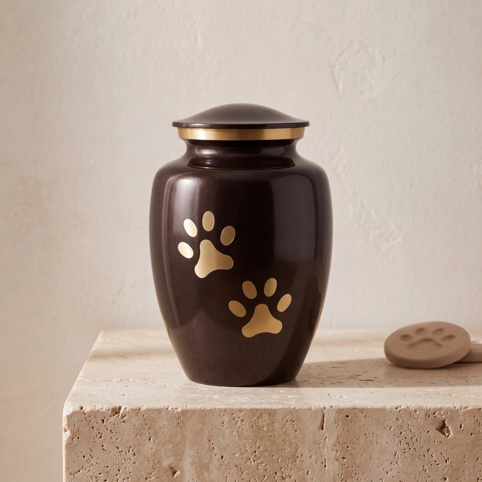 Golden-Pawprints-Pet-Urn-for-Ashes-in-Dark-Brown-Gold-Large-pet_paw_token