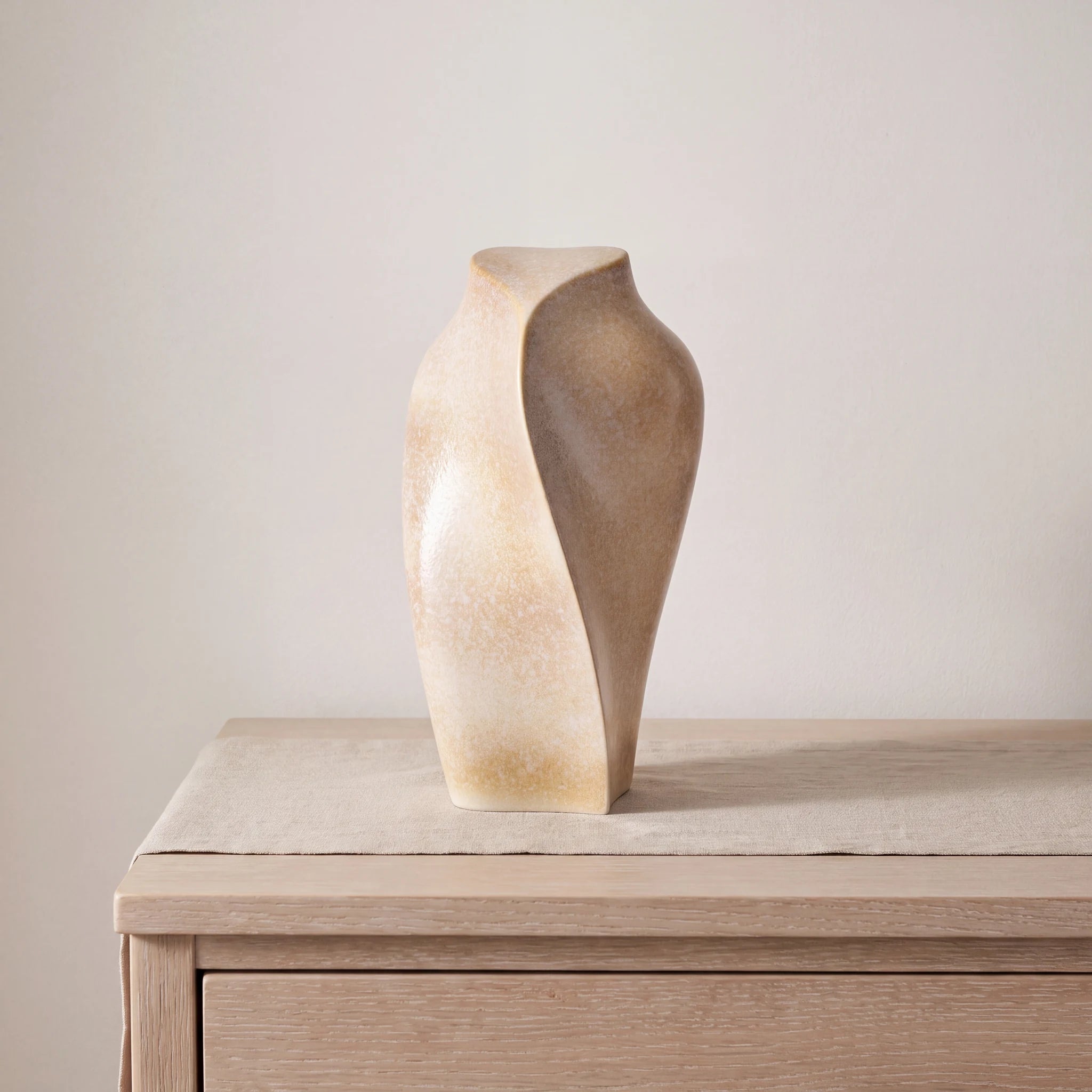 Heart to Heart Adult Cremation Urn for Ashes in Sandy White