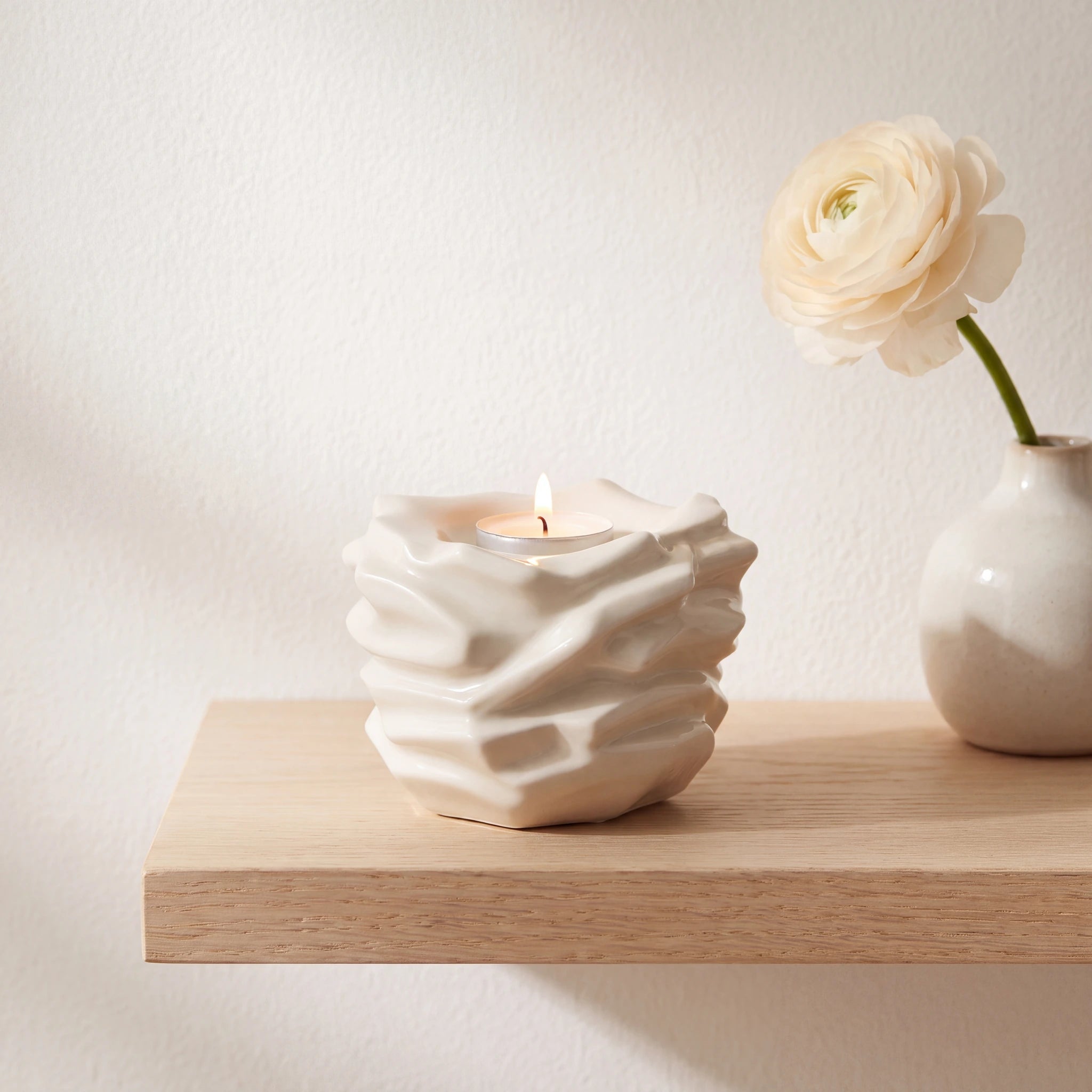 Illumination-Candle-Small-Urn-for-Ashes-in-Cream-keepsake_bud_vase