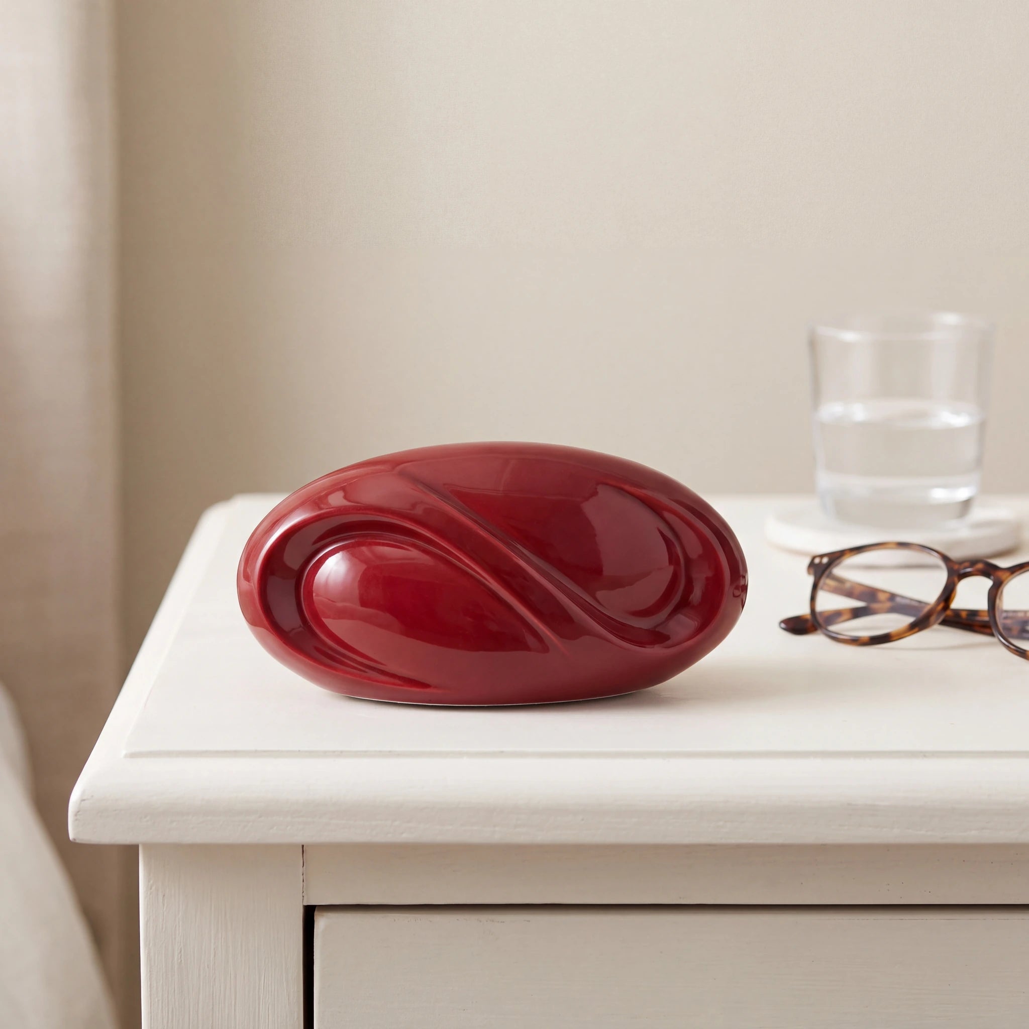 Infinity Small Urn for Ashes in Red