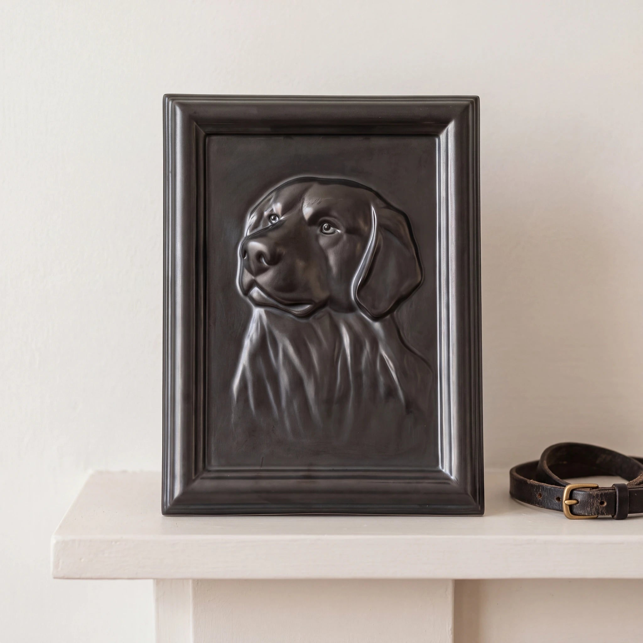 Labrador-Portrait-Dog-Urn-for-Ashes-in-Matte-Black-On-the-Mantelpiece