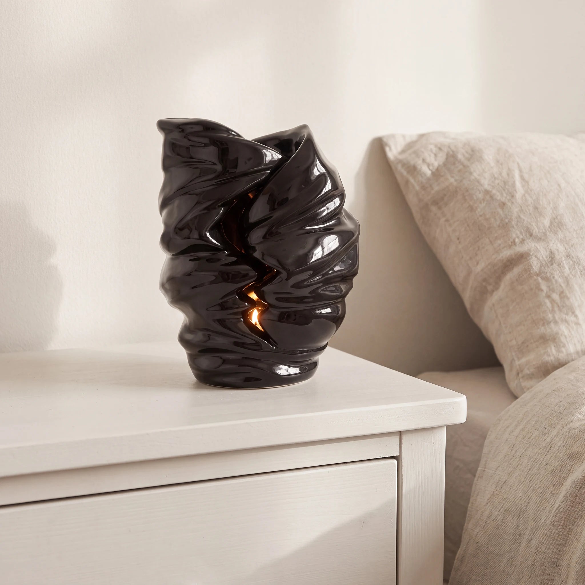 Light Adult Cremation Urn for Ashes in Black