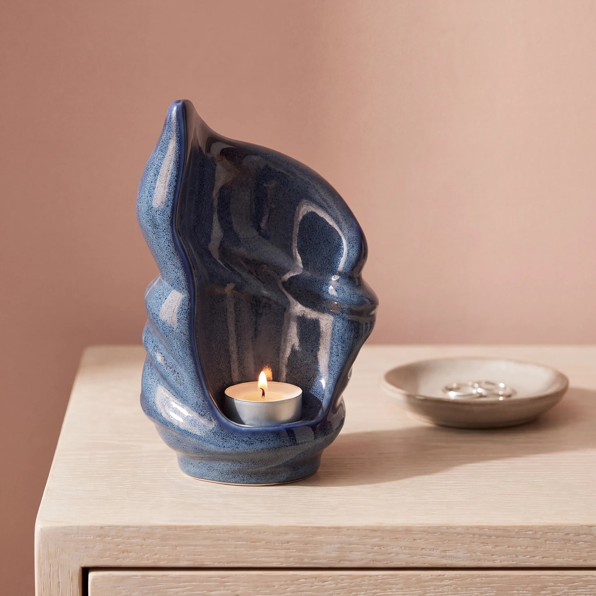 Light-Small-Urn-for-Ashes-in-Blue-keepsake_ring_dish-Left-Angle