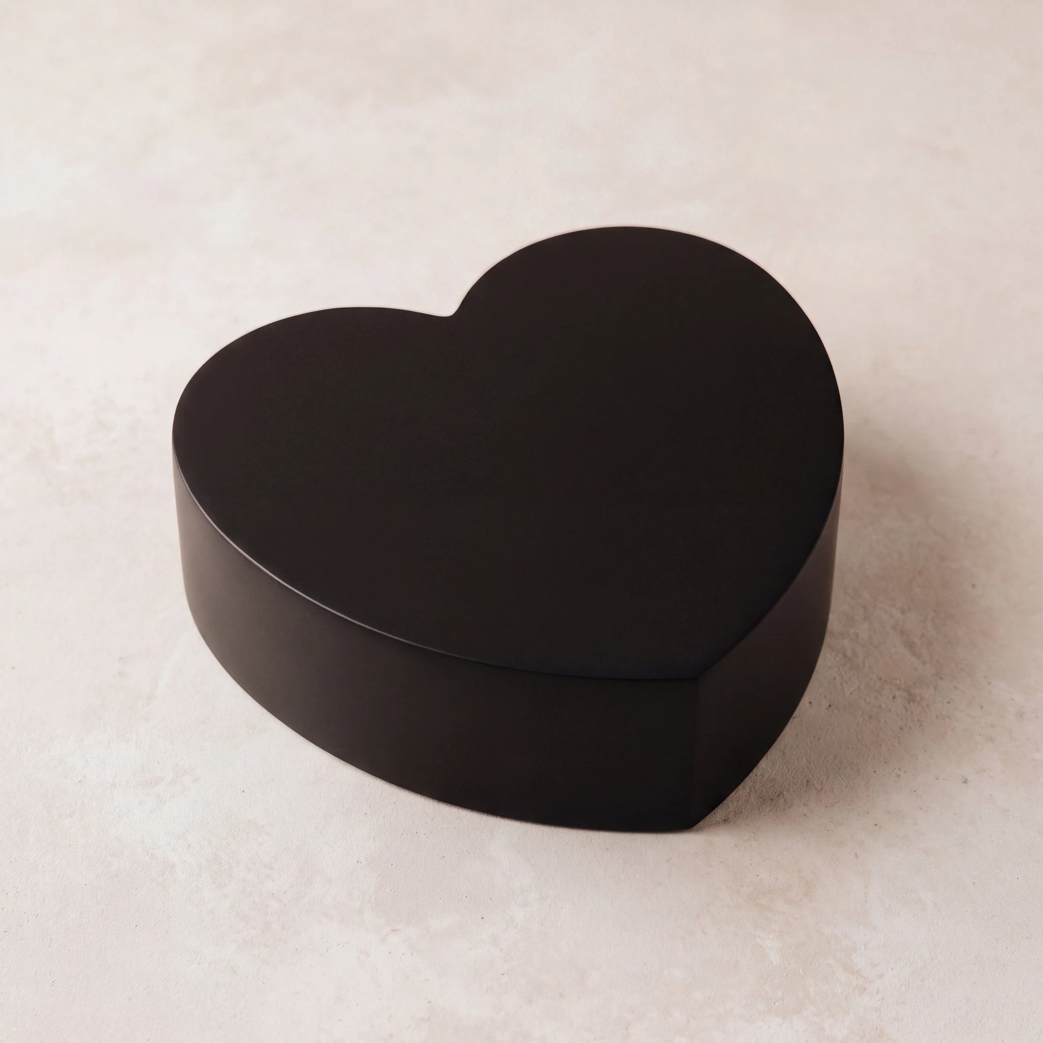 Love-Heart-Medium-Urn-for-Ashes-in-Matte-Black-Stainless-Steel-heart_plaster_above