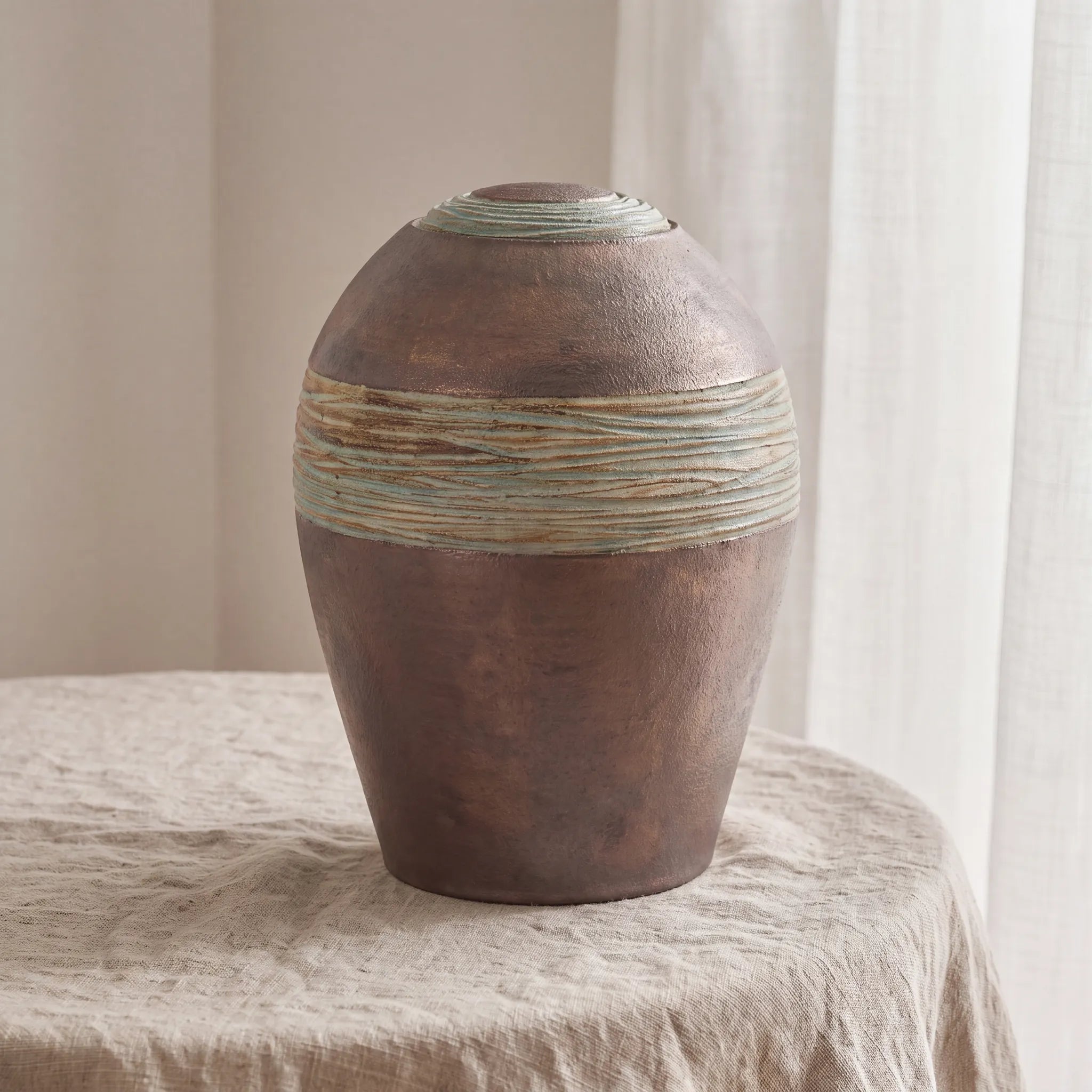 Oasis Adult Cremation Urn for Ashes in Bronze and Jade Green
