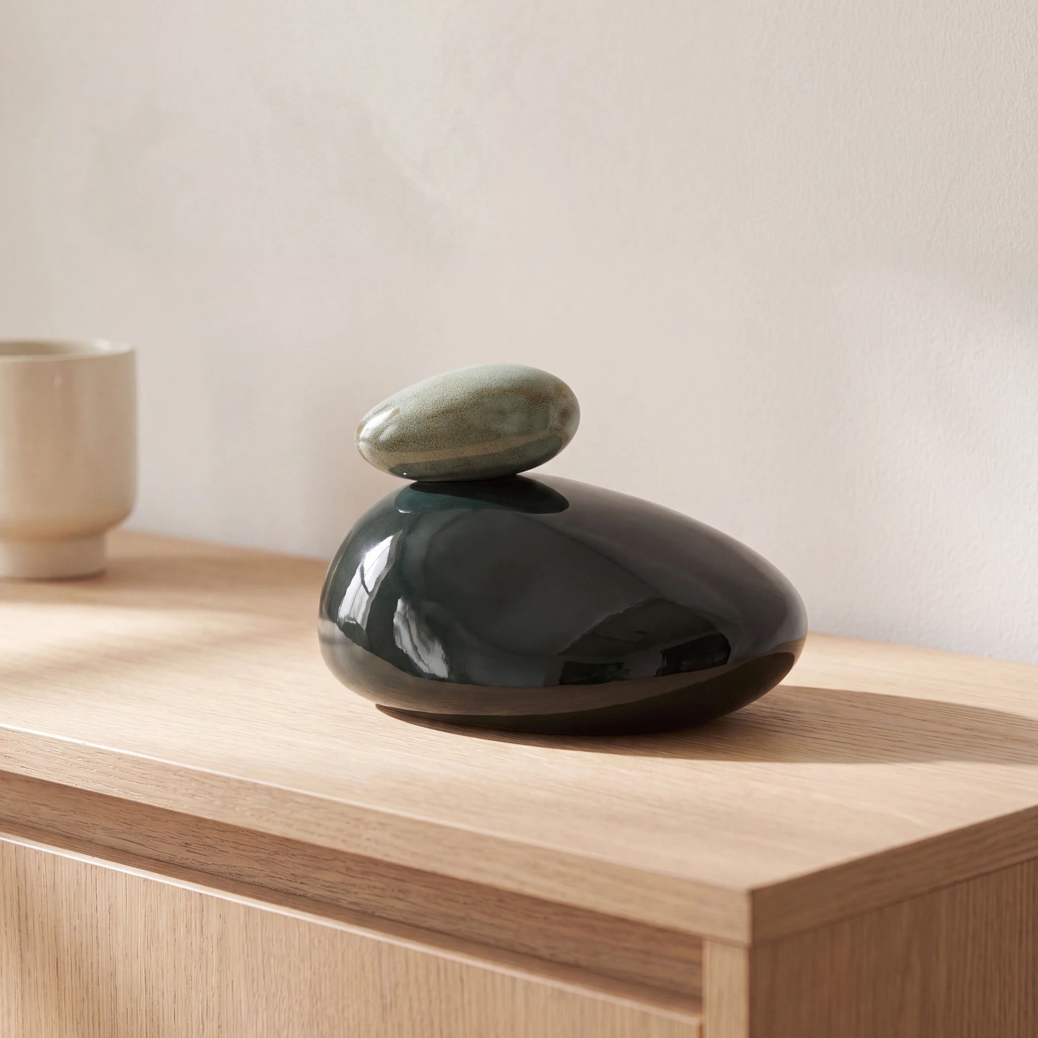 Pebbles Adult Cremation Urn for Ashes in Green