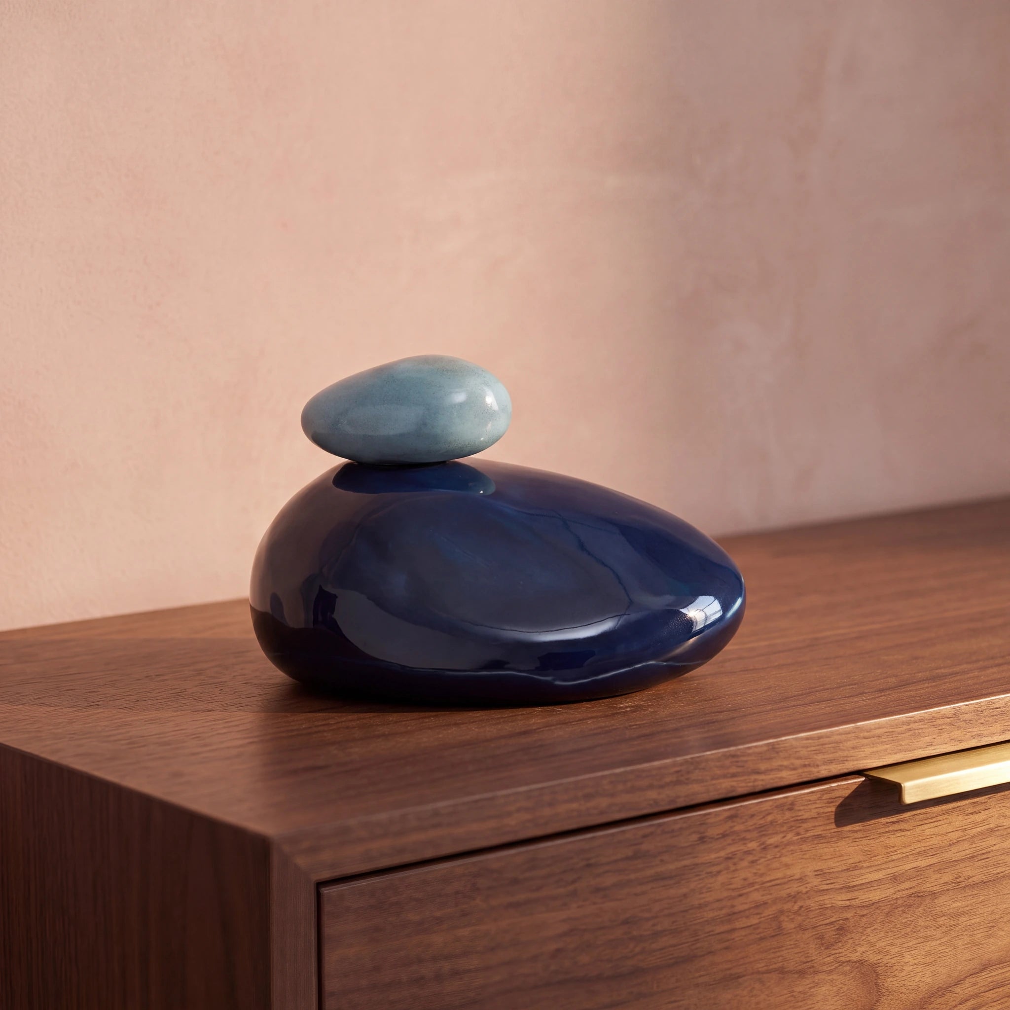Pebbles Adult Cremation Urn for Ashes in Metallic Blue