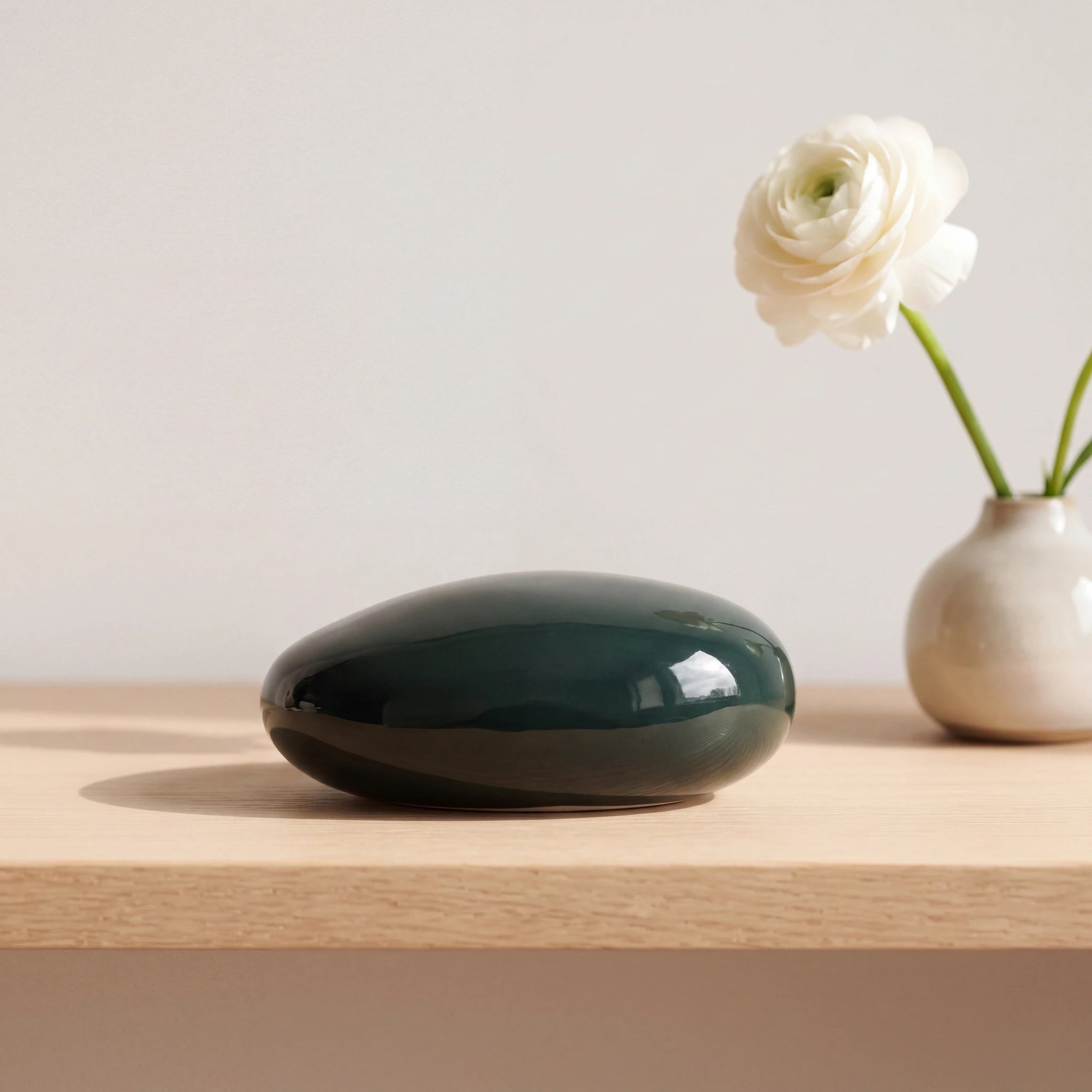 Pebbles-Small-Urn-for-Ashes-in-Green-keepsake_bud_vase