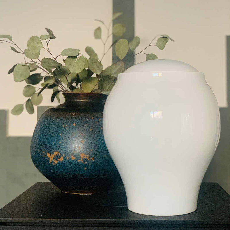 Pure White Classic Adult Cremation Urn for Ashes