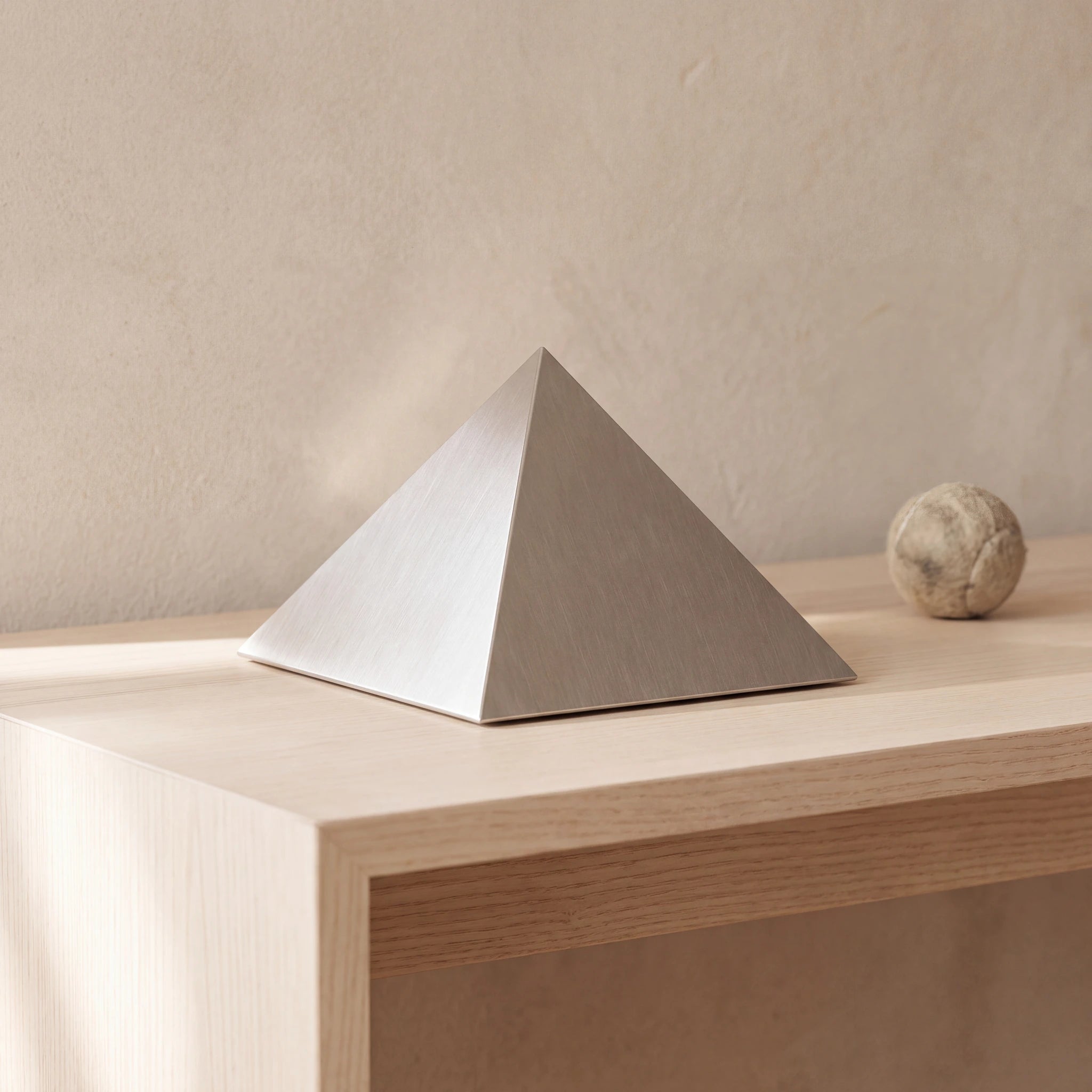 Pyramid-Pet-Urn-for-Ashes-in-Stainless-Steel-pet_console_ball