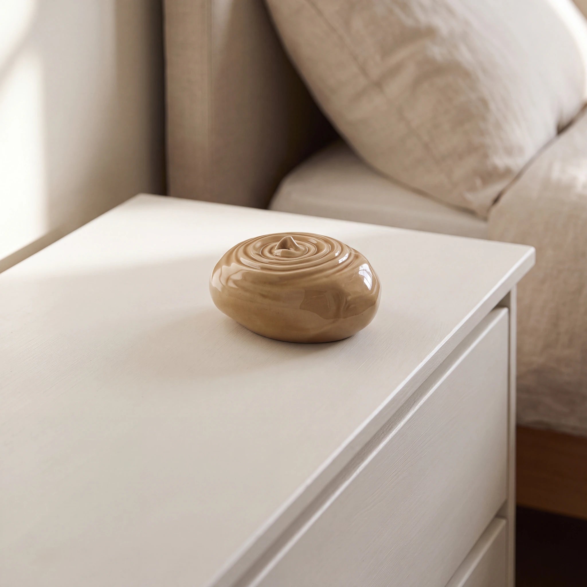 Ripples Adult Cremation Urn for Ashes in Beige