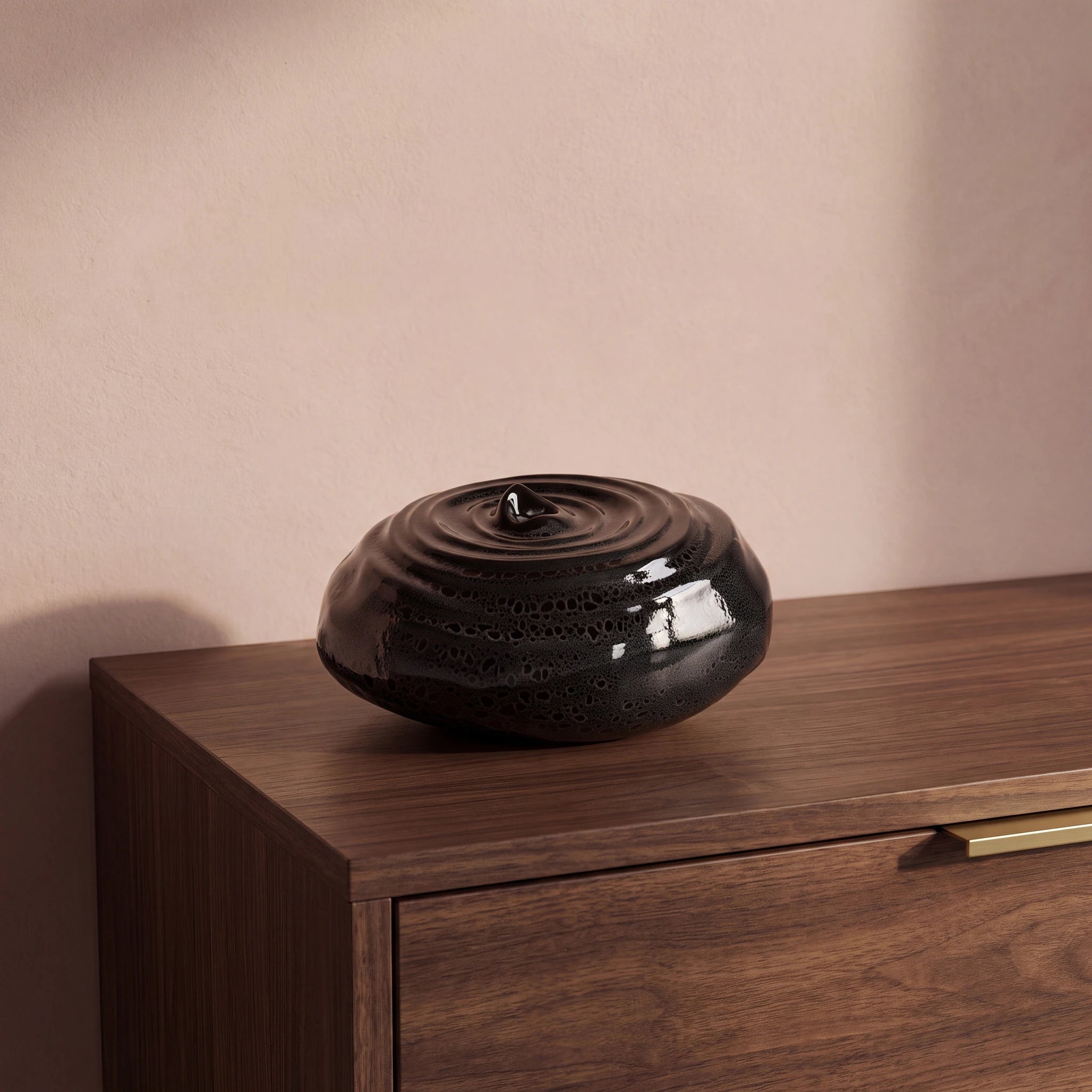 Ripples Adult Cremation Urn for Ashes in Black