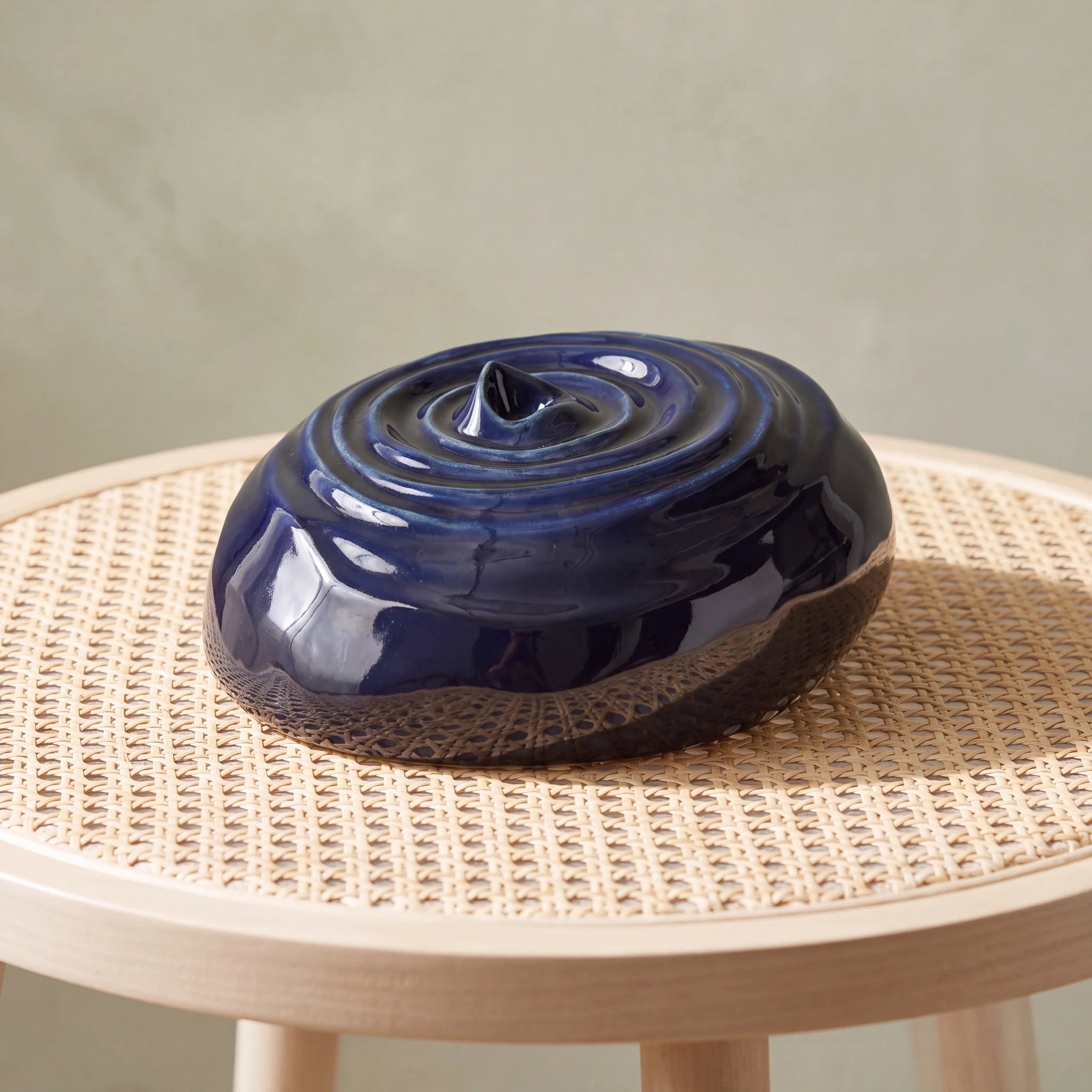 Ripples Adult Cremation Urn for Ashes in Metallic Blue
