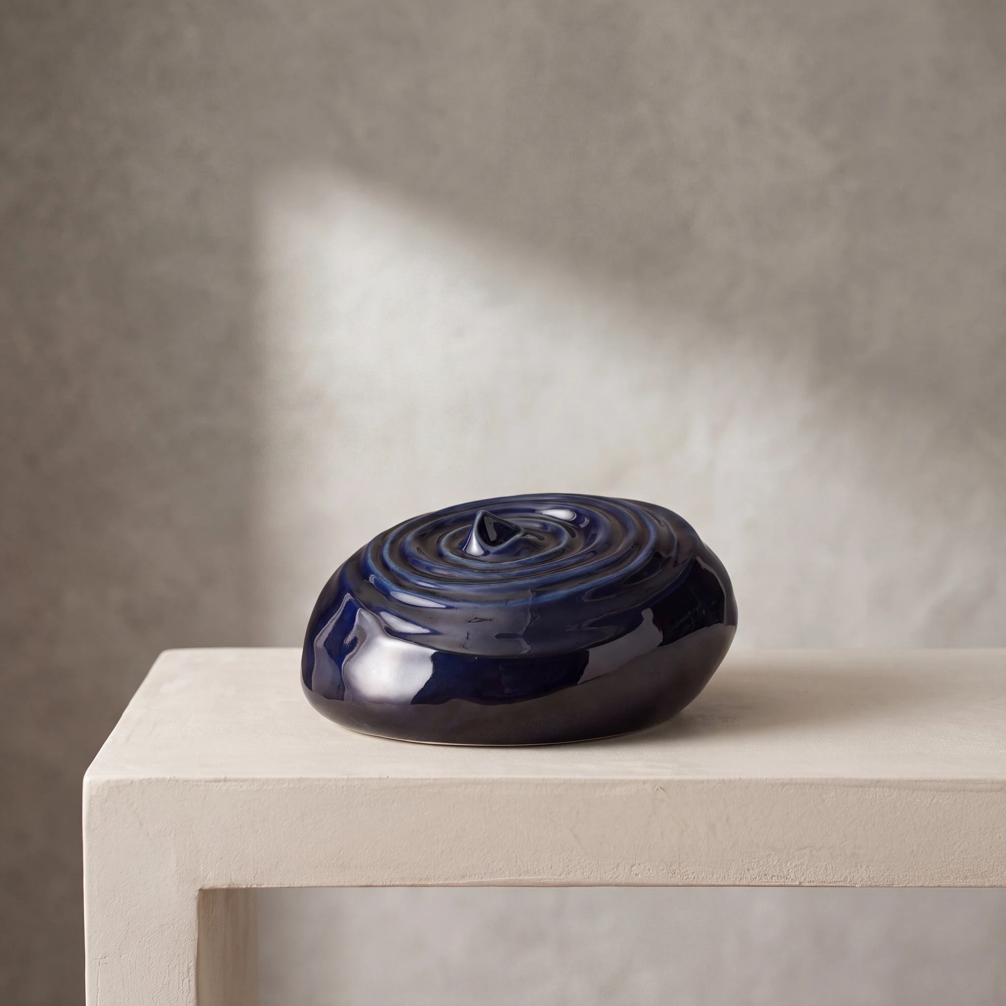 Ripples Adult Cremation Urn for Ashes in Metallic Blue