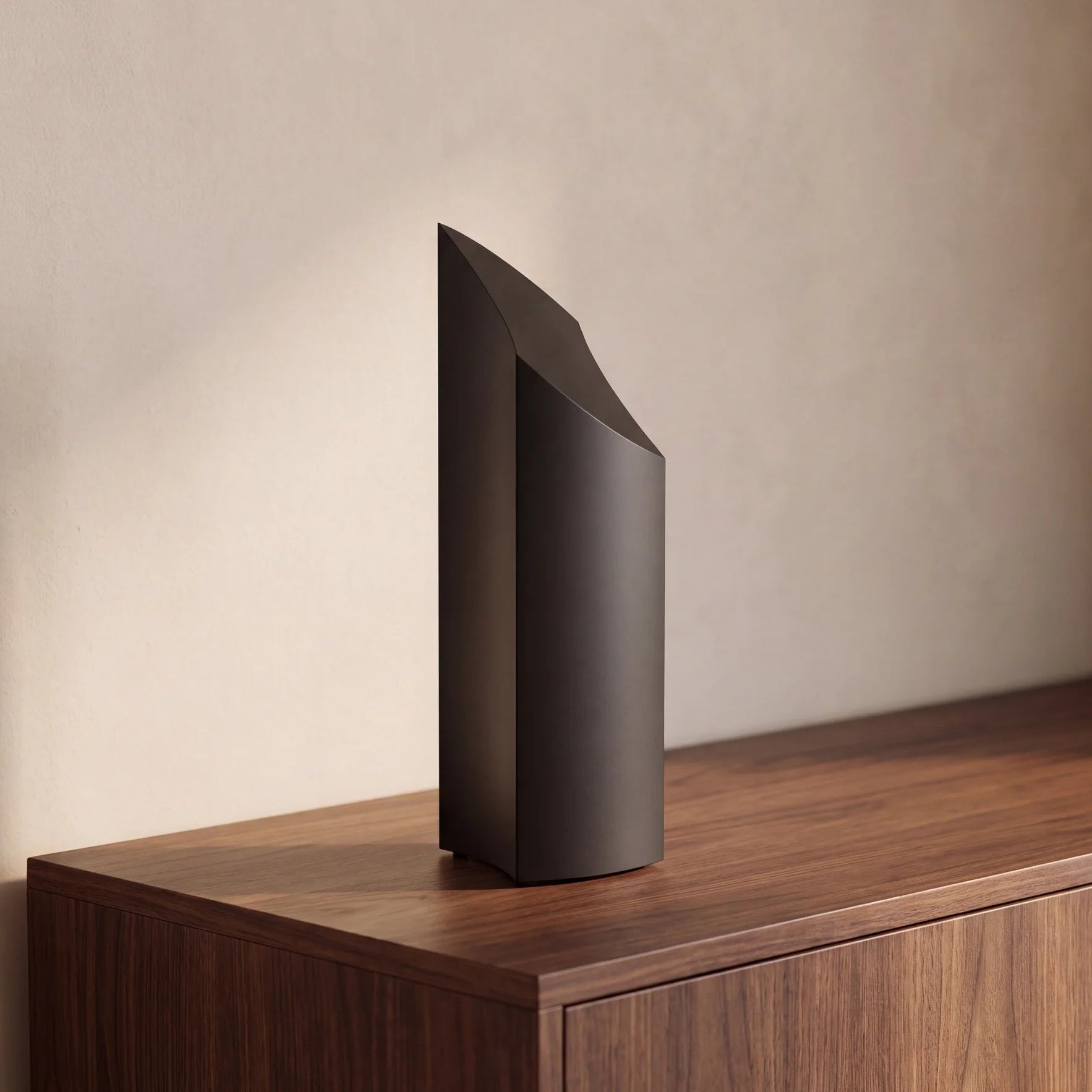 Rise-Adult-Cremation-Urn-for-Ashes-in-Matte-Black-Stainless-Steel-amto_walnut