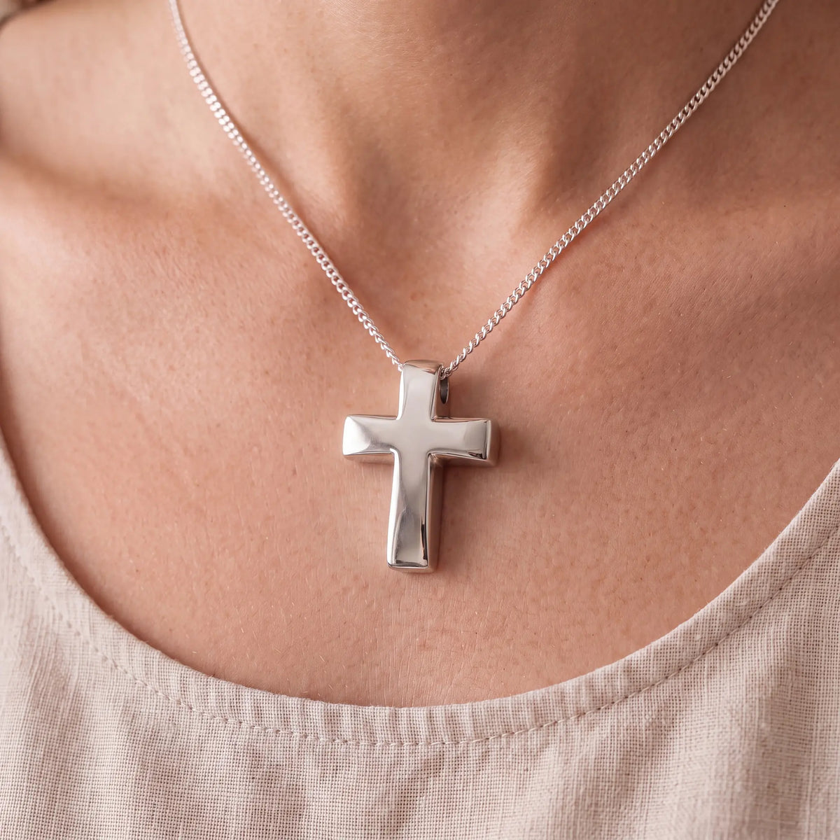 Self-fill-Cross-Memorial-Ashes-Pendant-Worn