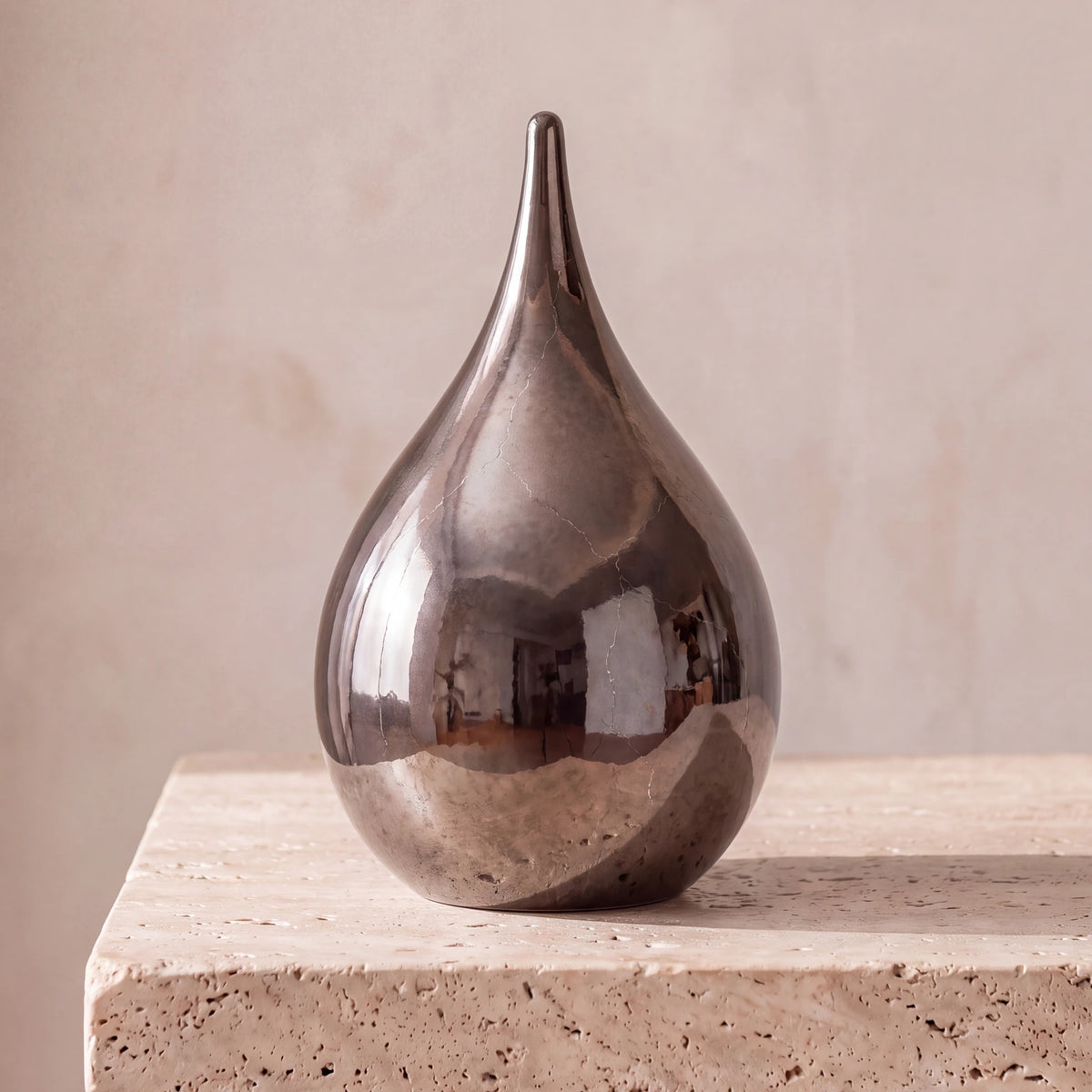 Teardrop-Adult-Cremation-Urn-for-Ashes-Travertine-Ledge