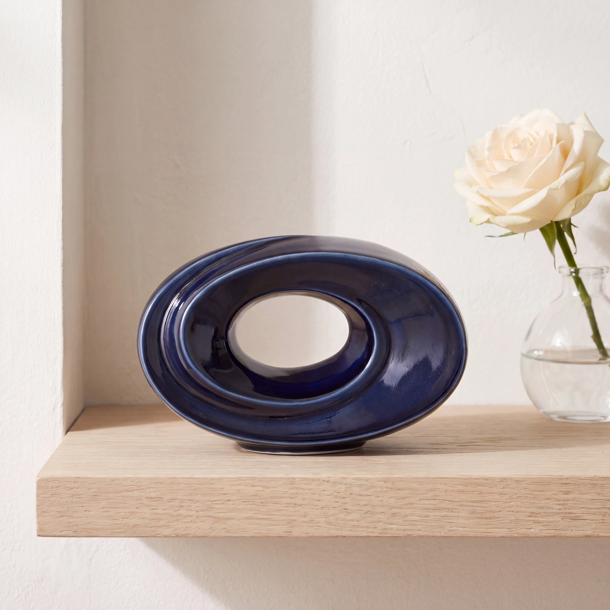 The-Passage-Small-Urn-for-Ashes-in-Metallic-Blue-keepsake_bud_vase