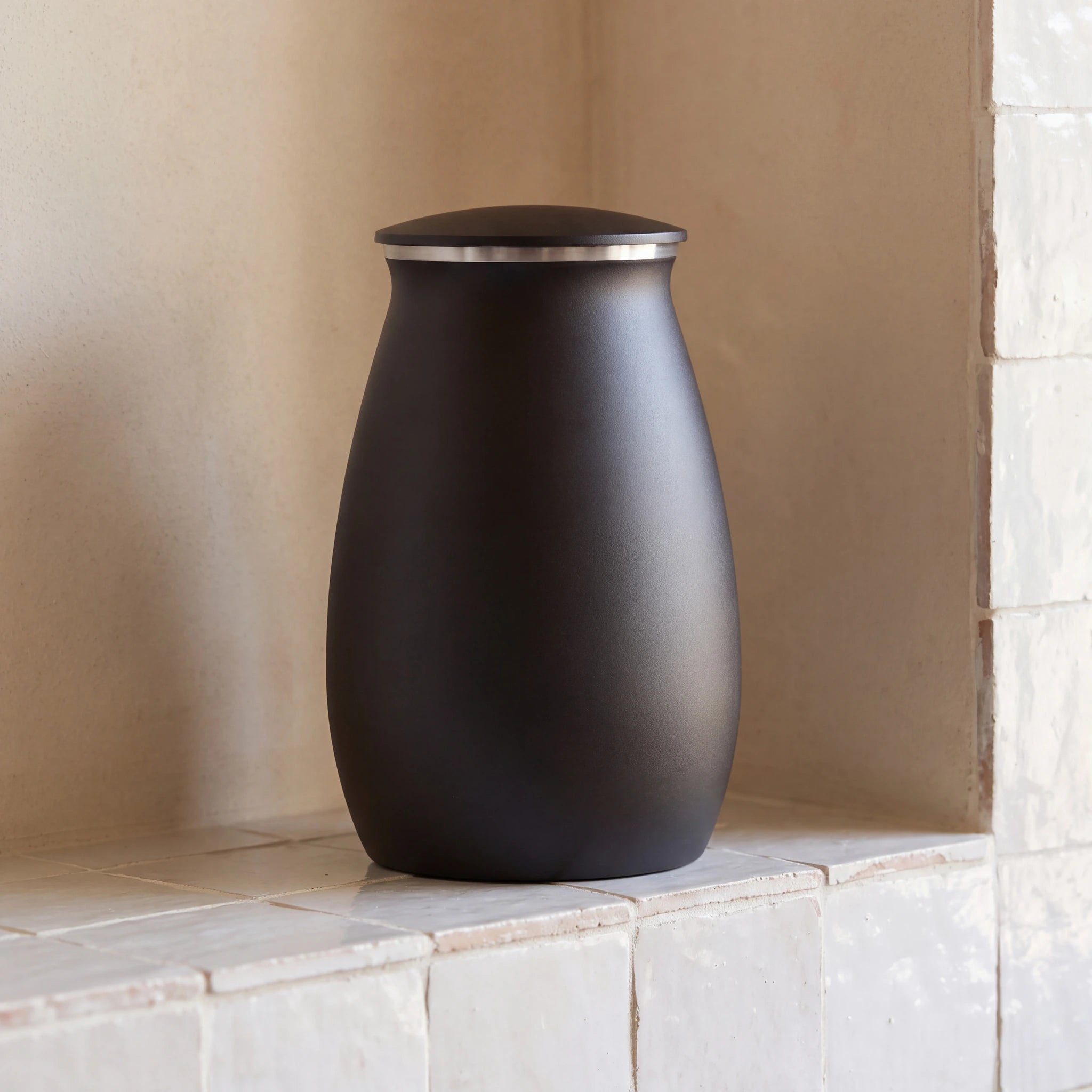 Tribute Metal Adult Cremation Urn for Ashes in Matte Black