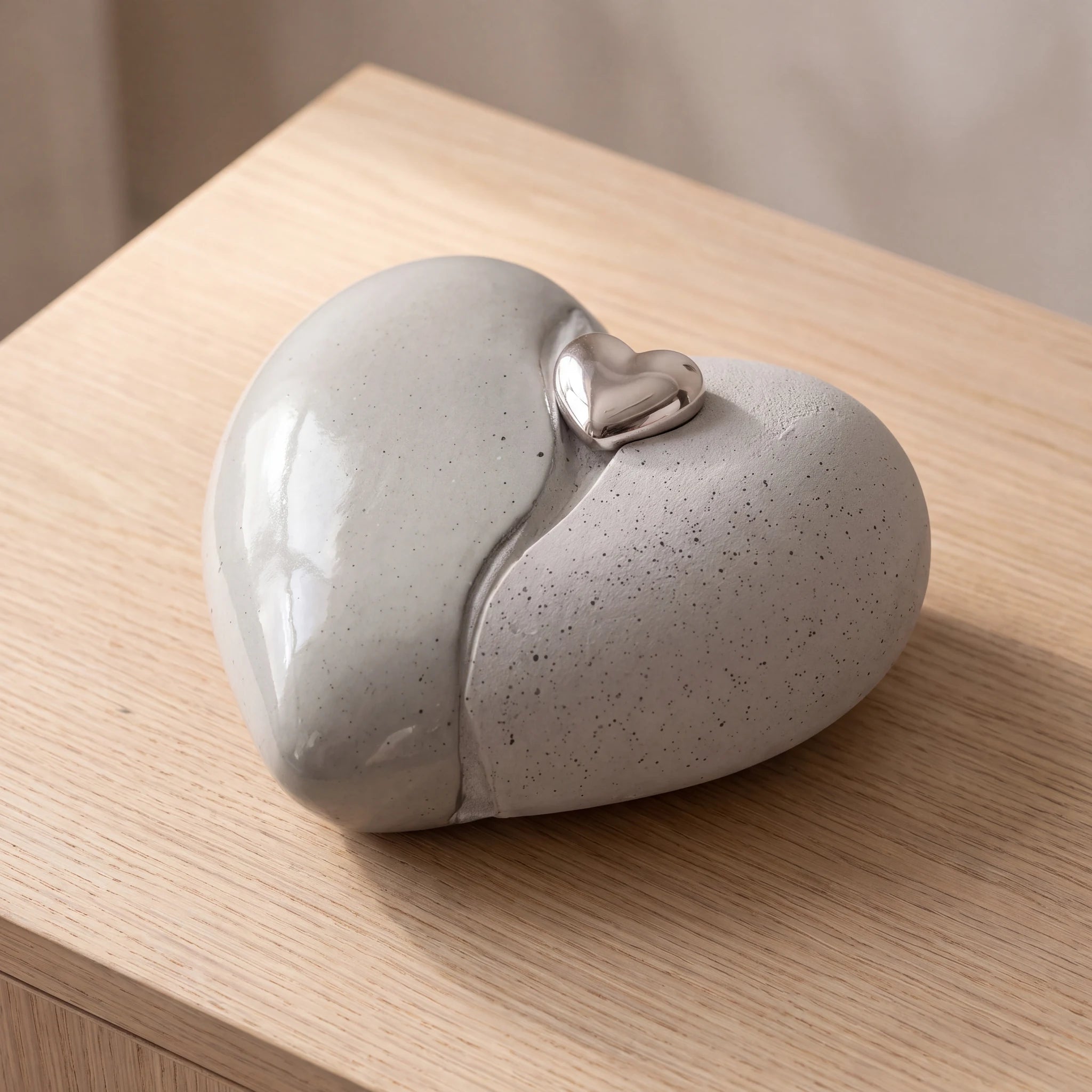 Unity-Heart-Medium-Urn-for-Ashes-with-Detachable-Keepsake-Heart-On-Oak