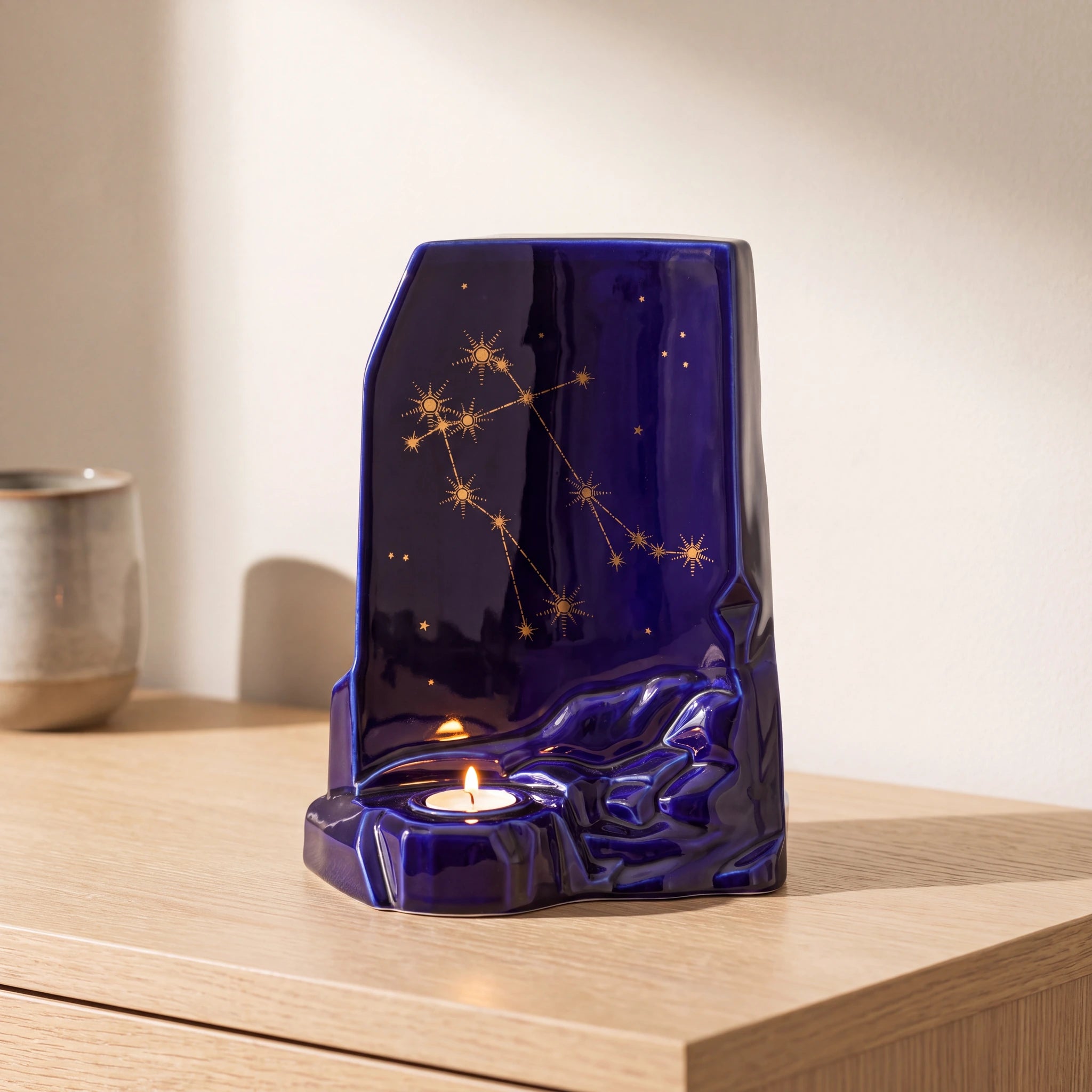 Zodiac-Gemini-Adult-Cremation-Urn-For-Ashes-Oak-Console