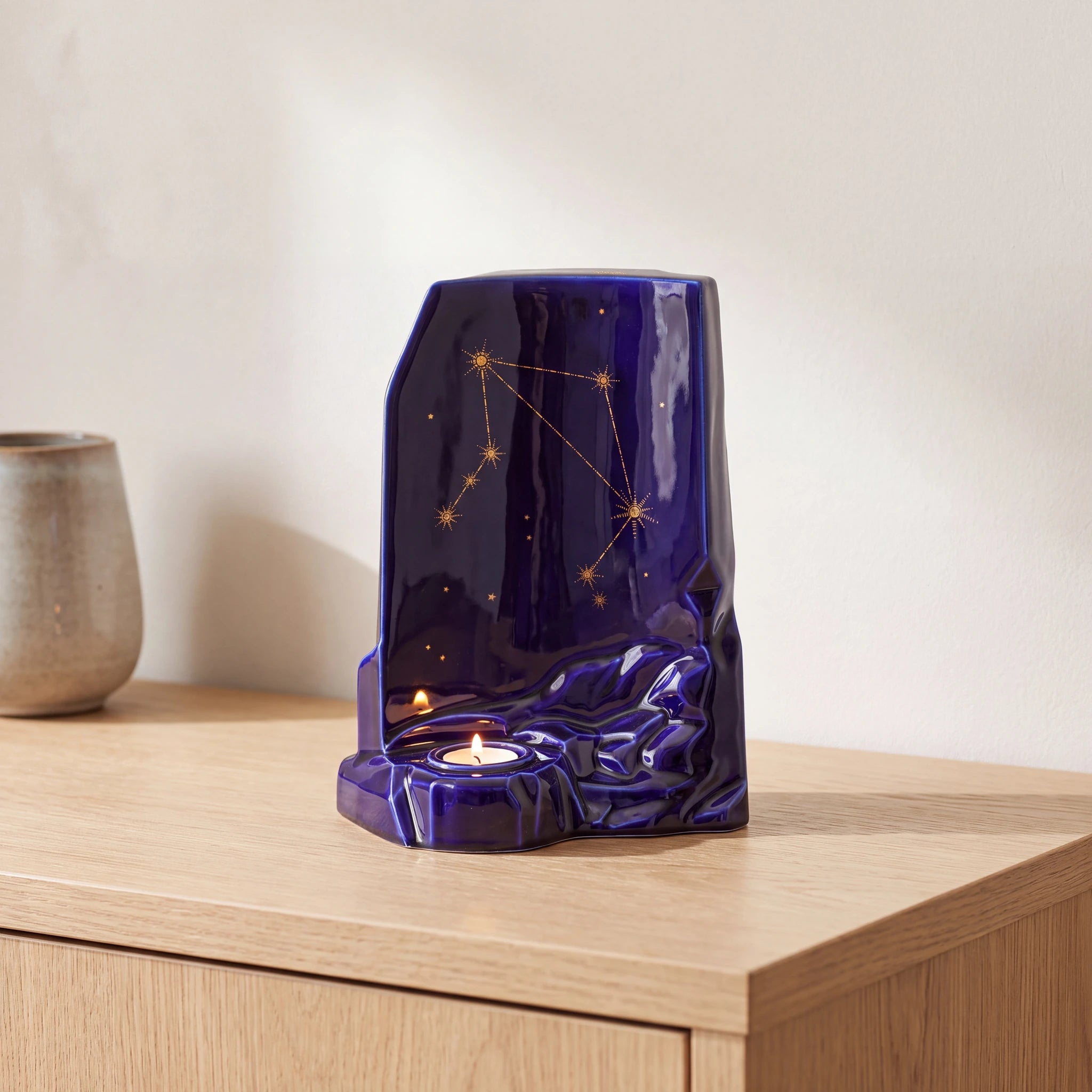 Zodiac-Libra-Adult-Cremation-Urn-for-Ashes-Oak-Console