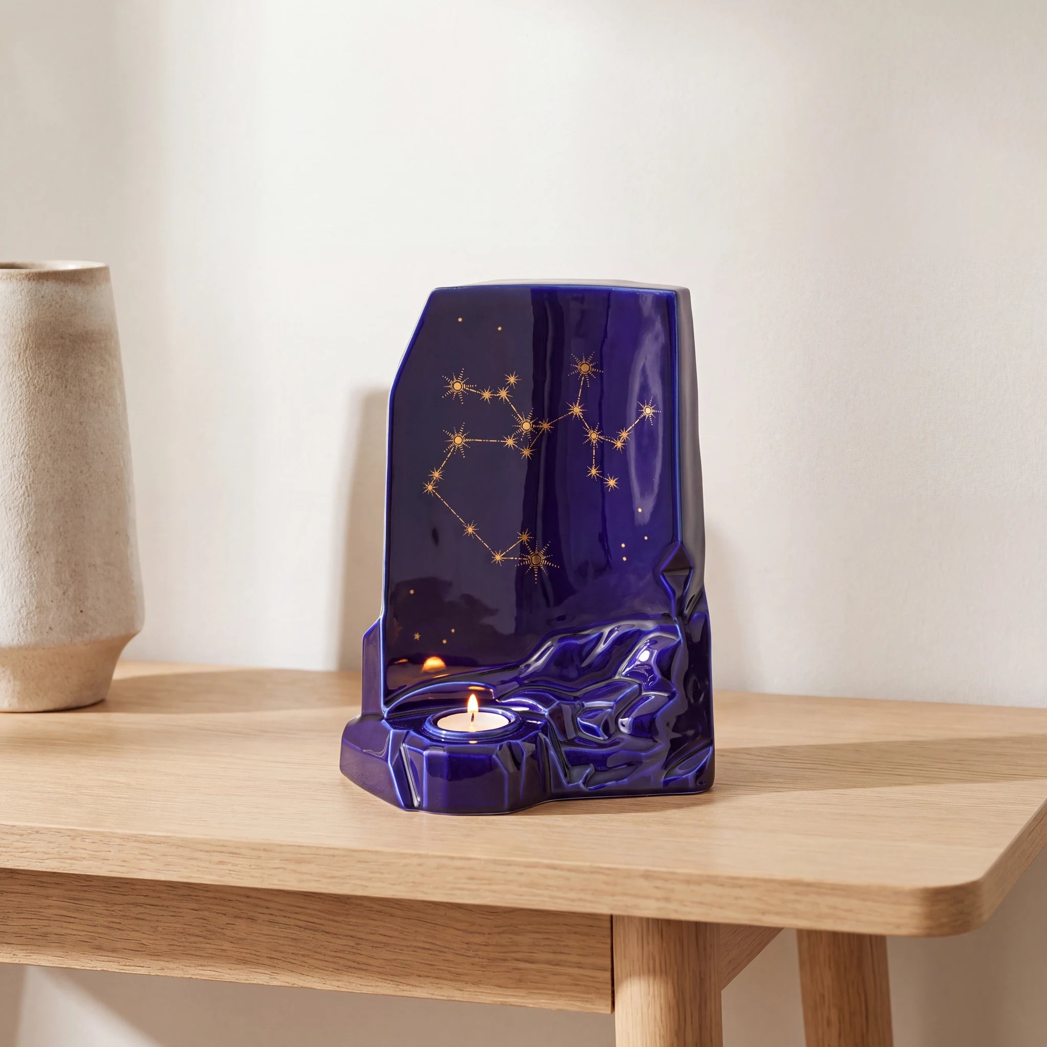Zodiac-Sagittarius-Adult-Cremation-Urn-for-Ashes-Oak-Console