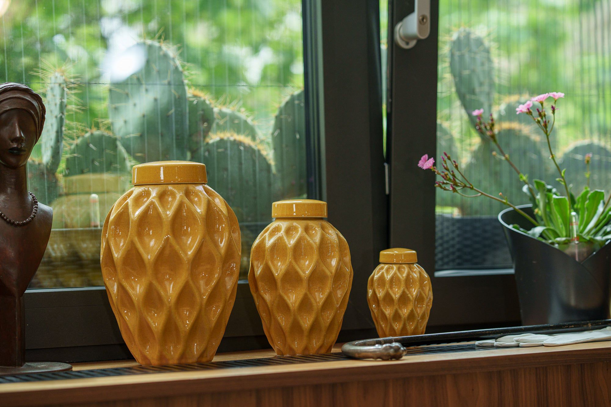Echo Adult Cremation Urn for Ashes in Amber Yellow