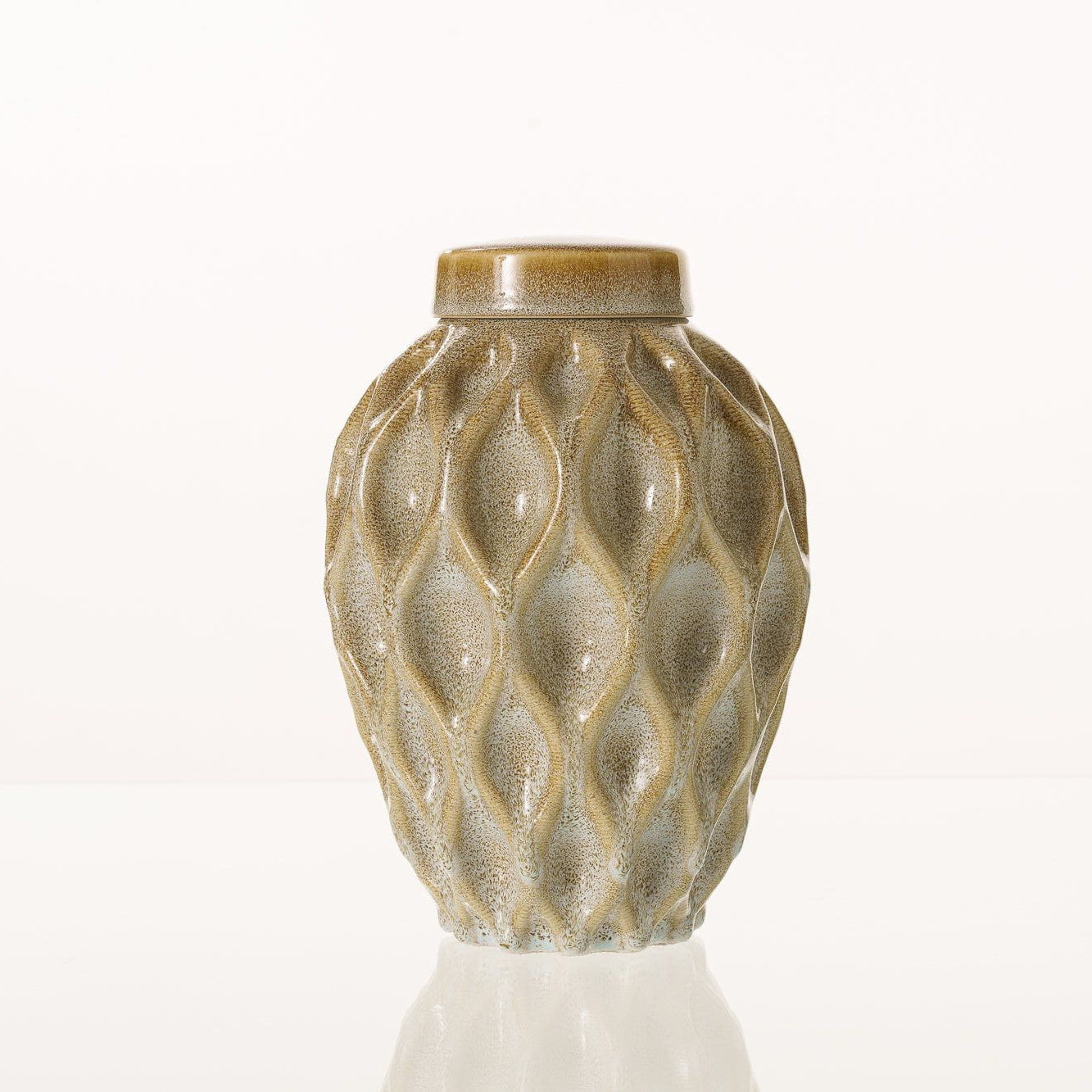 Echo Adult Cremation Urn for Ashes in Light Sand