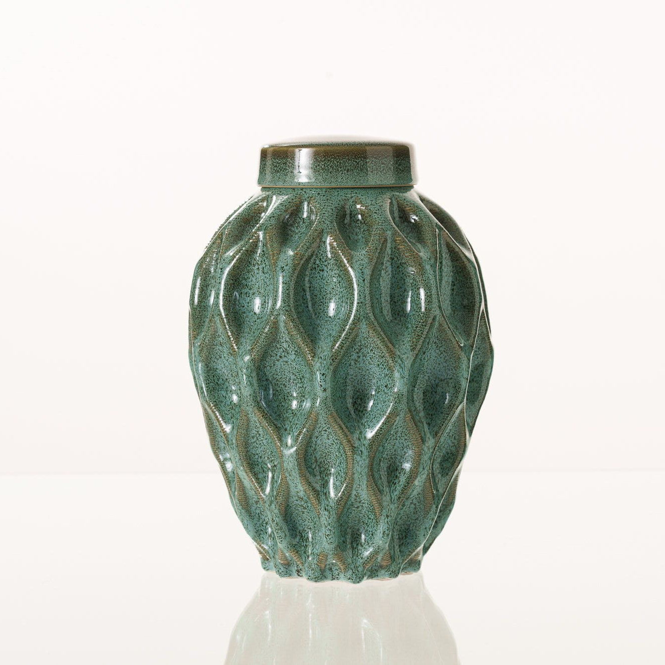 Echo Adult Cremation Urn for Ashes in Oily Green