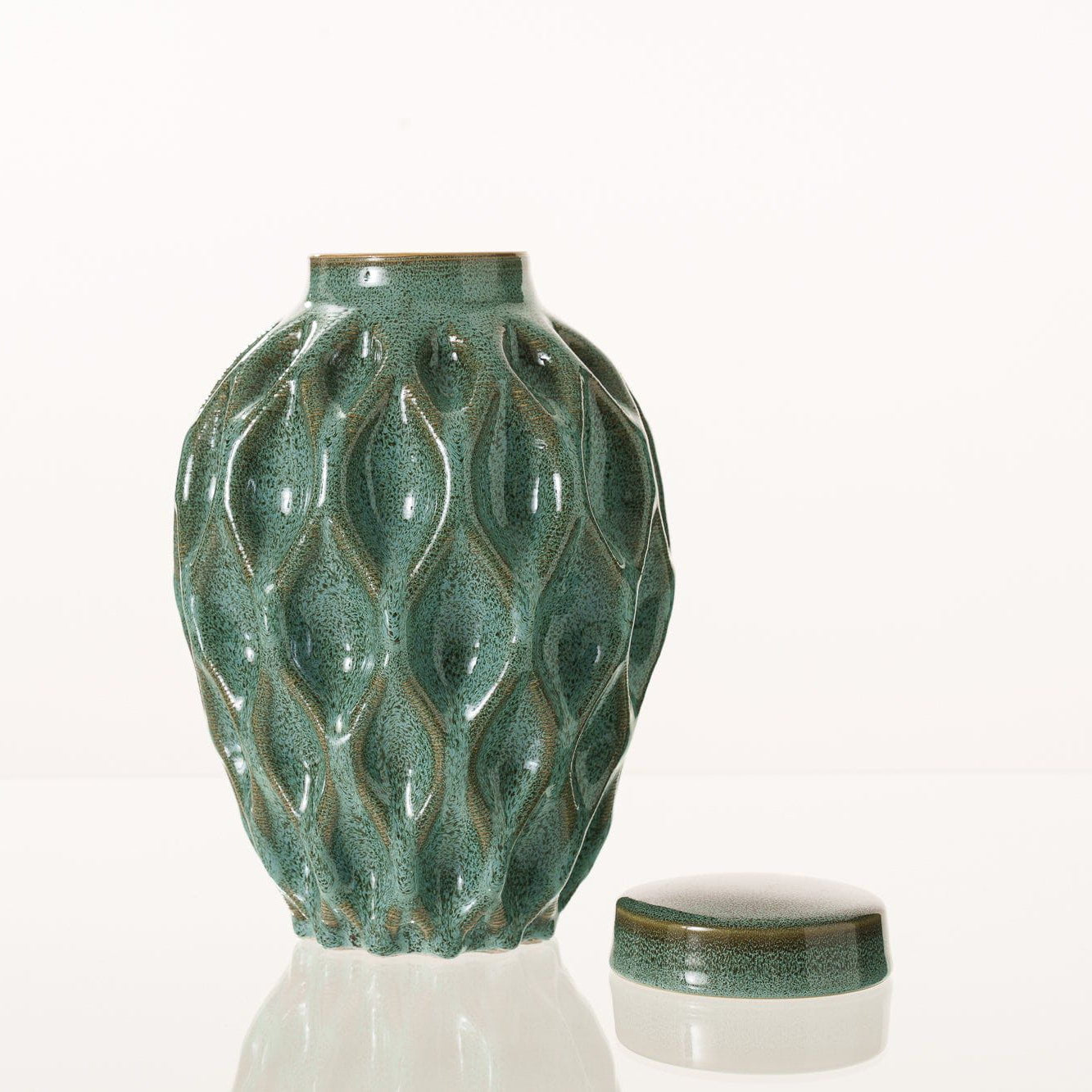 Echo Adult Cremation Urn for Ashes in Oily Green