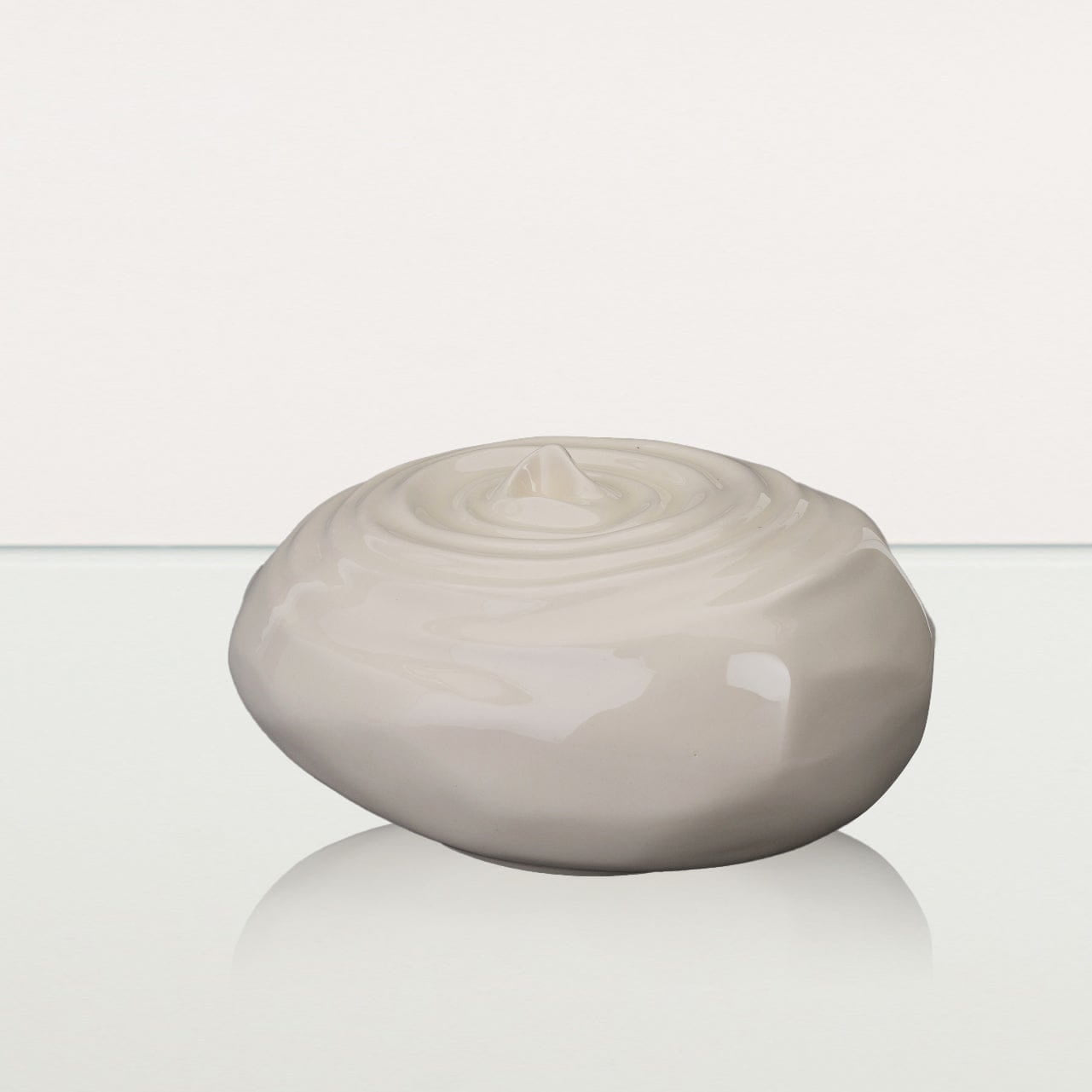 Ripples Adult Cremation Urn for Ashes in Cream
