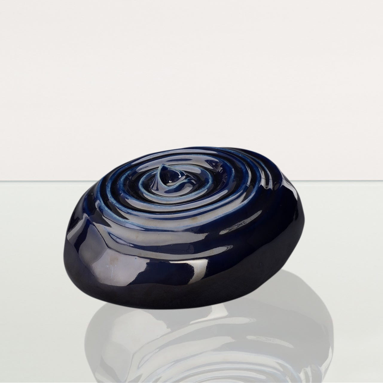 Ripples Adult Cremation Urn for Ashes in Metallic Blue